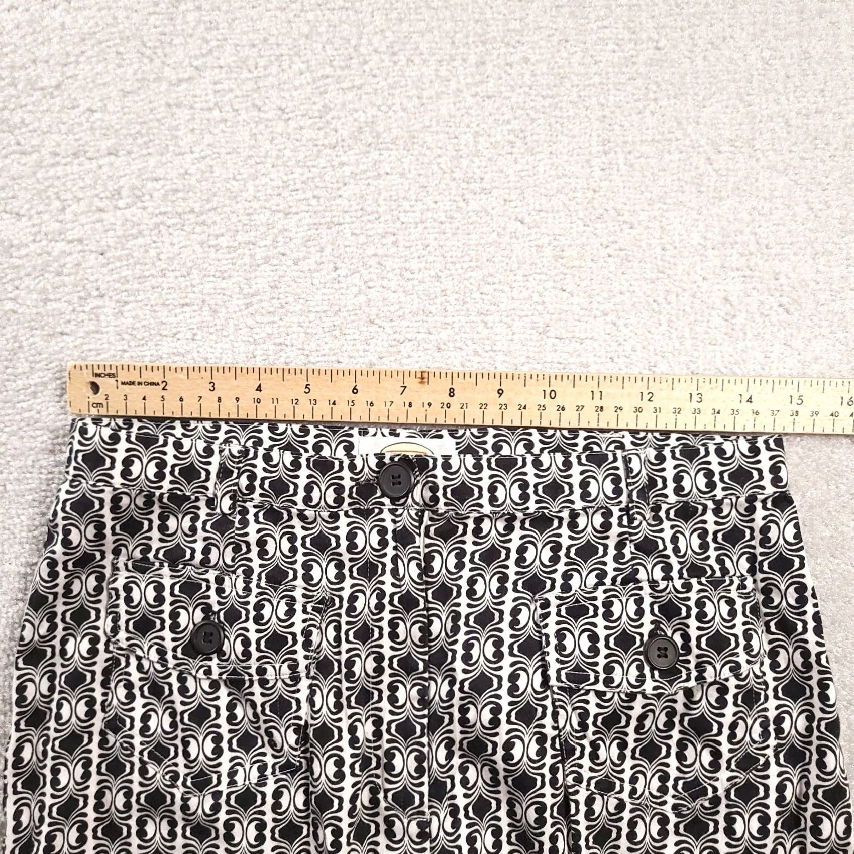 Talbots Talbots Womens 8 Petite Pants Black White Geometric Stretch Button Front Pockets Size 30" / US 8 / IT 44 - 3 Thumbnail