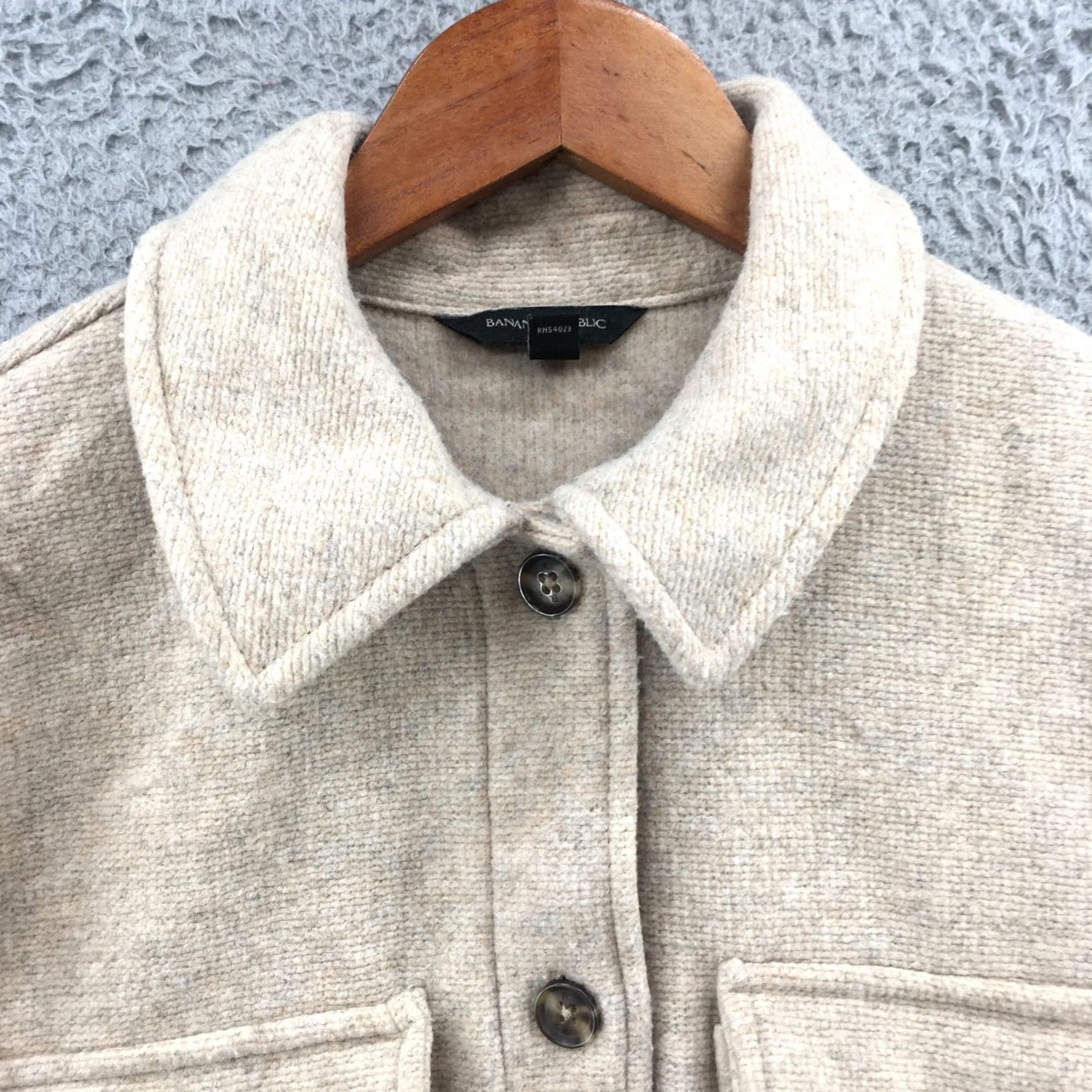 Banana Republic Banana Republic Button Up Jacket Womens XS Beige Long Sleeve Pockets Collared Size XS / US 0-2 / IT 36-38 - 3 Thumbnail