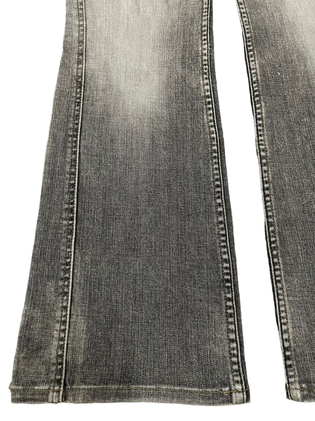 If Six Was Nine Vintage Japanese Brand Bleached Faded Wash Style Flare Jeans Size US 30 / EU 46 - 7 Thumbnail