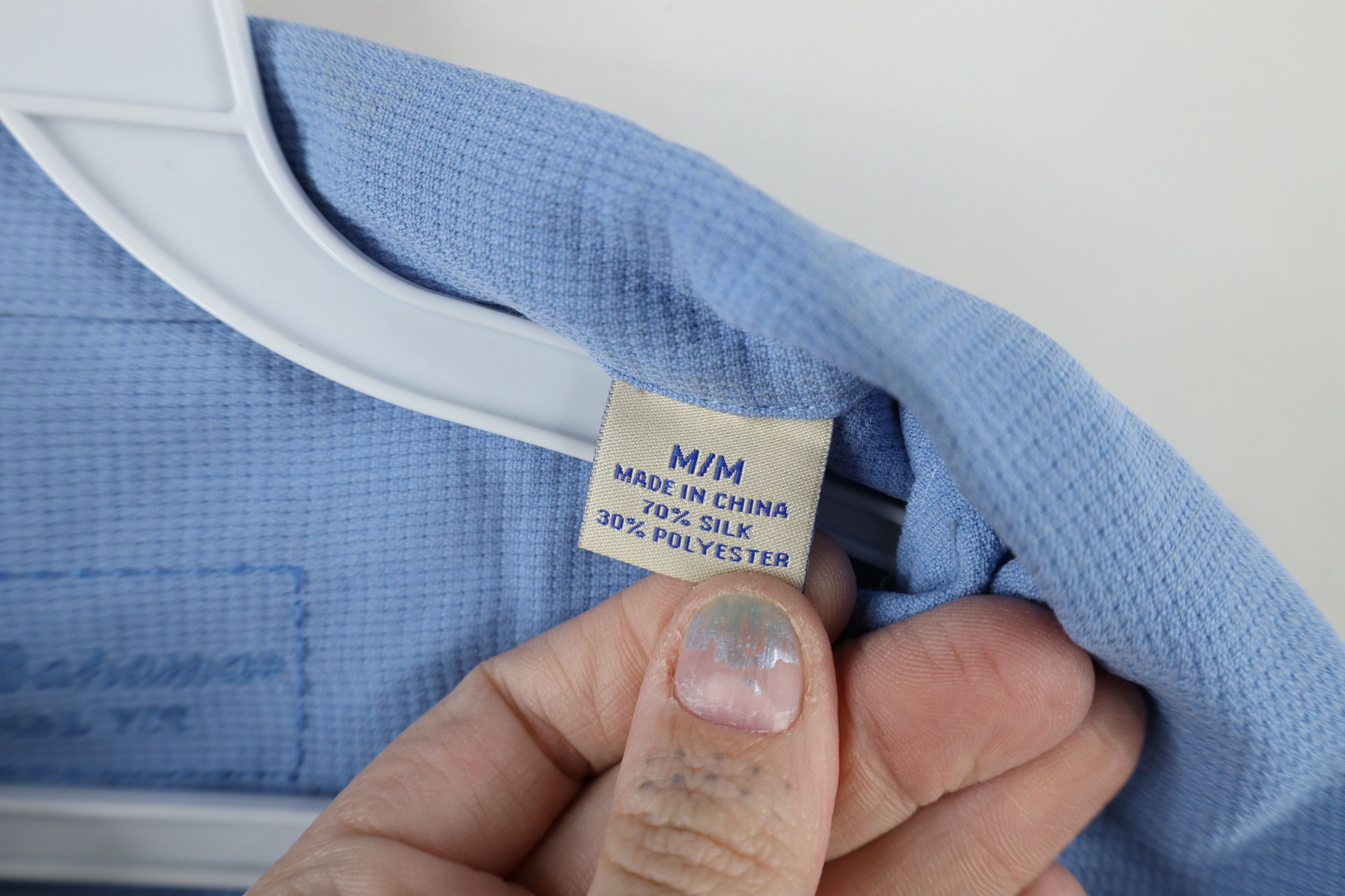 Tommy Bahama × Vintage Vintage Tommy Bahama Silk Blend Looped Collar Button Shirt Size US M / EU 48-50 / 2 - 11 Thumbnail