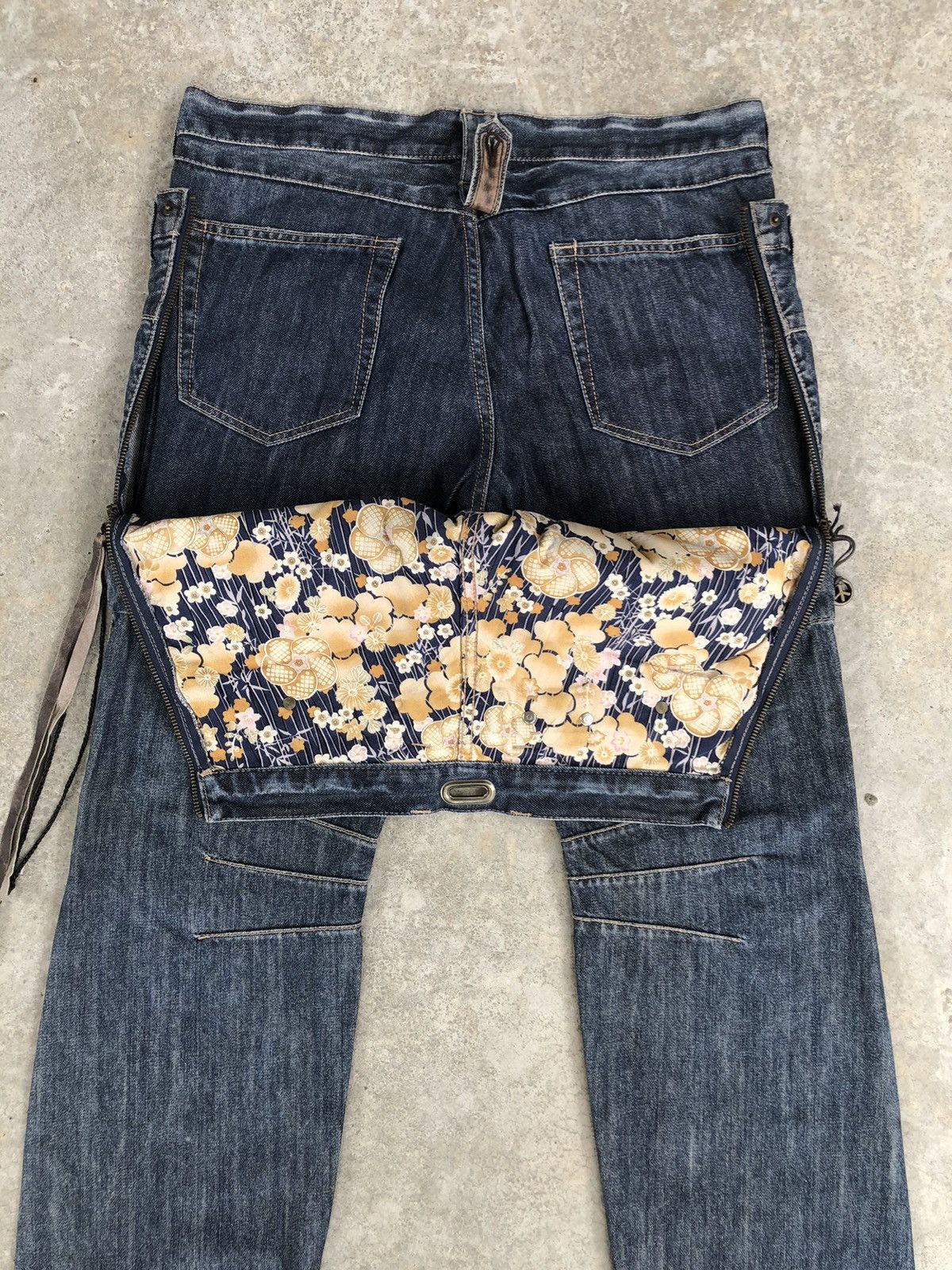 PPFM PPFM Double Waist Distressed Jeans Size US 33 - 10 Thumbnail
