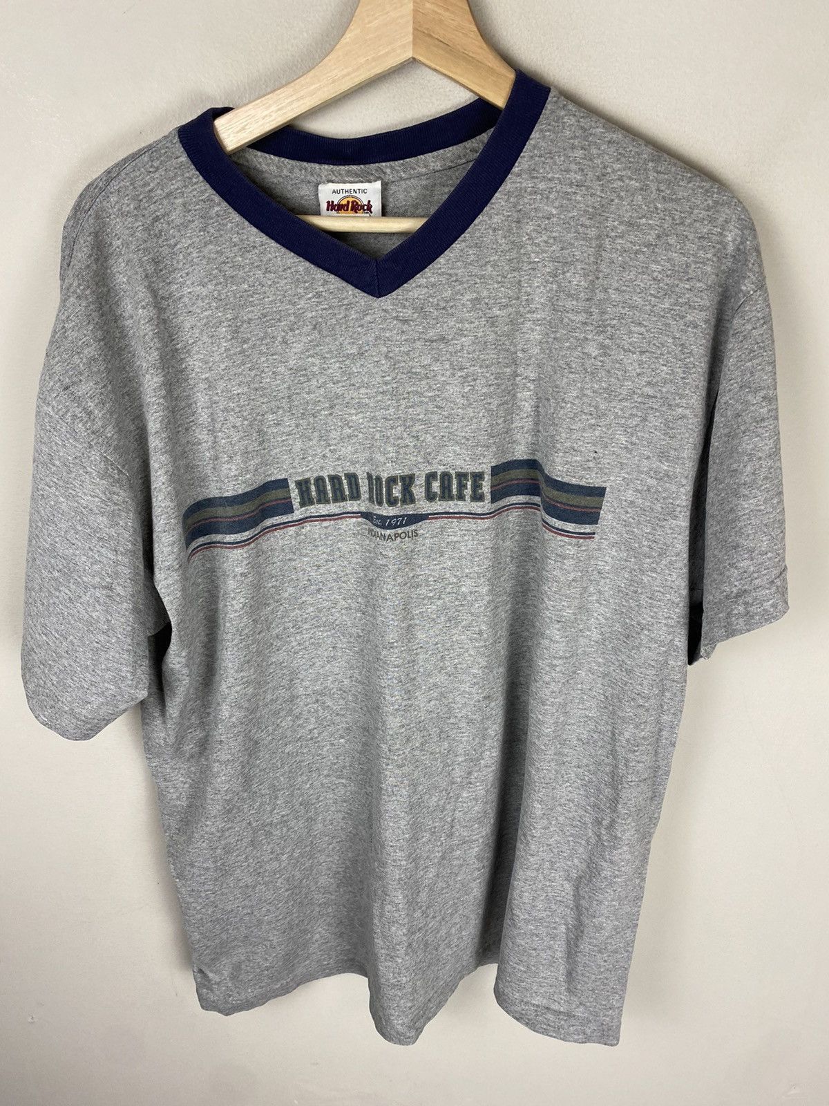 Vintage Vintage Hard Rock Cafe Indianapolis V Neck Size US XL / EU 56 / 4 - 1 Thumbnail