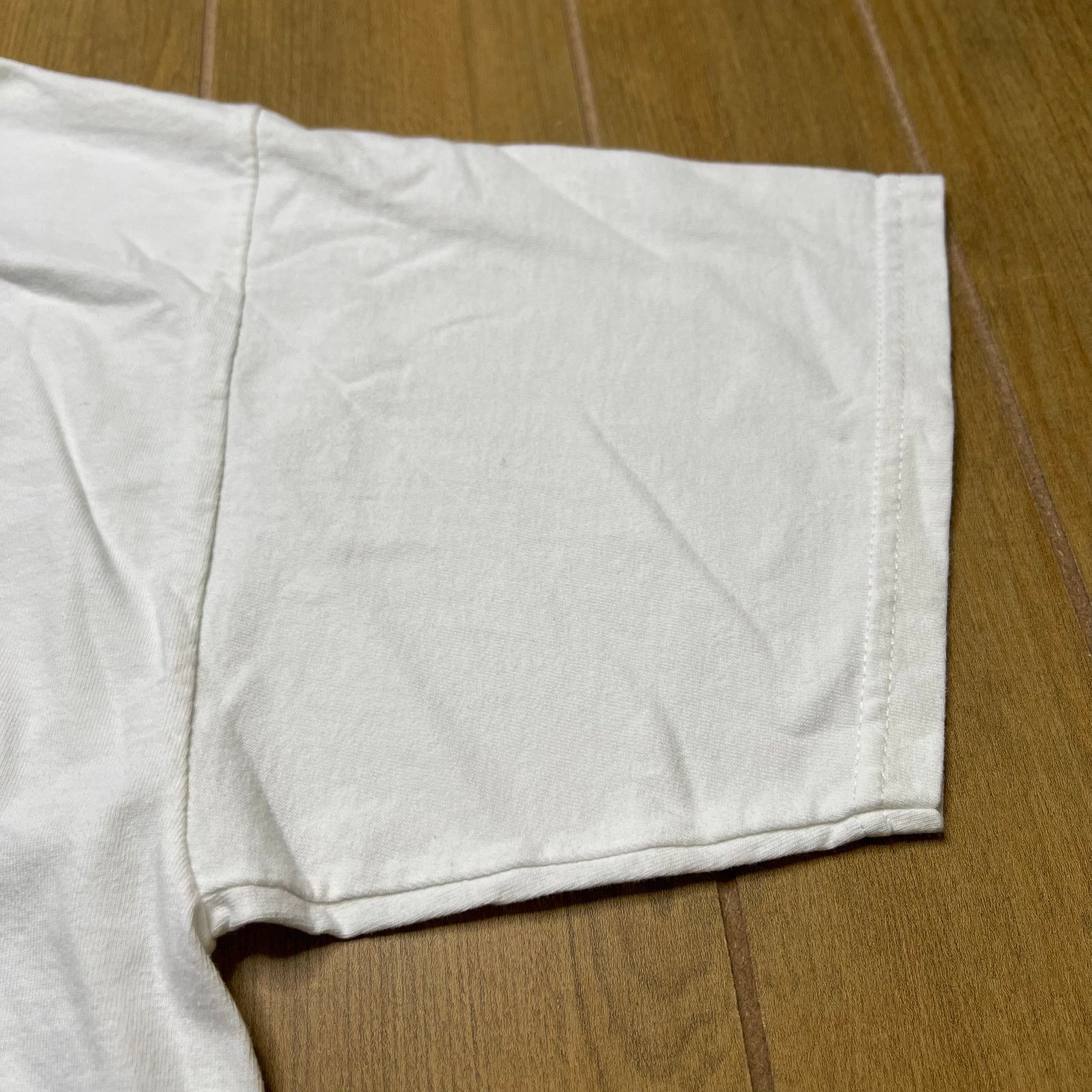 Vintage Vintage 90s white t-shirt Men XL "WELL EDUCATED but broke" Size US XL / EU 56 / 4 - 8 Thumbnail