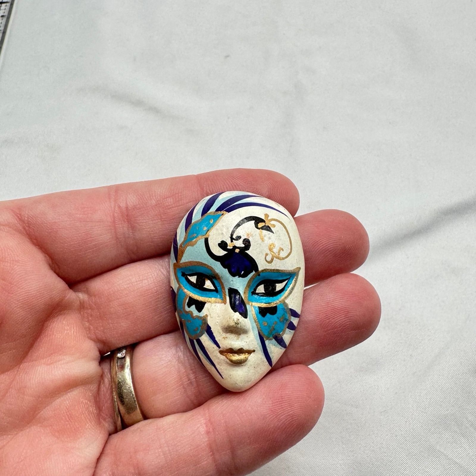 NBDN Nobrandedon VTG hand painted hand carved wood harlequin pin Size ONE SIZE - 2 Thumbnail