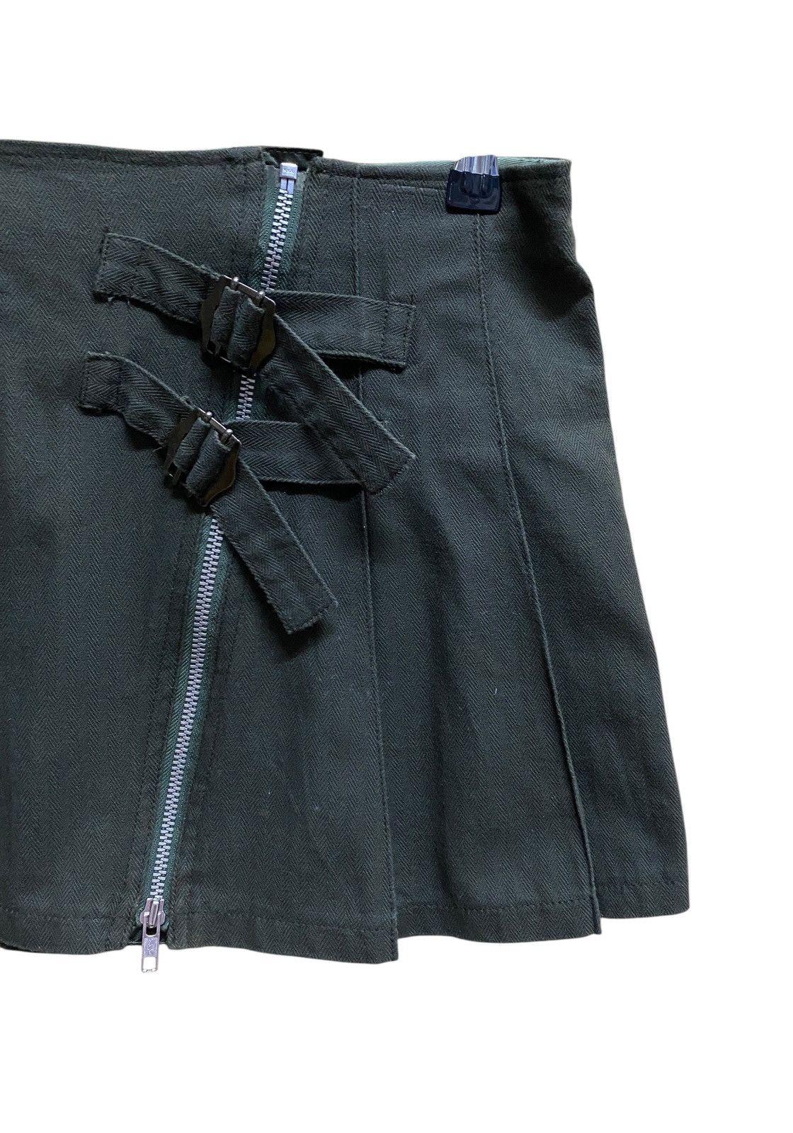 Japanese Brand Vintage Japanese Brand Ba-Tsu Bondage Skirt 1990s Size 30" / US 8 / IT 44 - 4 Thumbnail