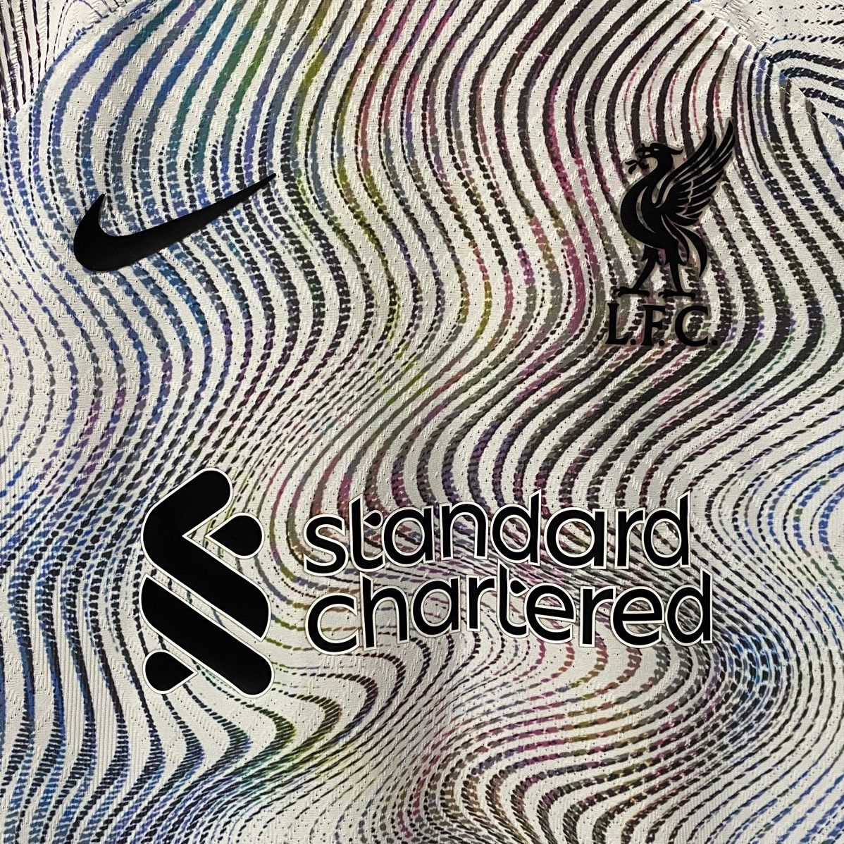 Nike Liverpool 2022-2023 Away Player Issue Jersey Mohamed Salah Size US M / EU 48-50 / 2 - 3 Thumbnail