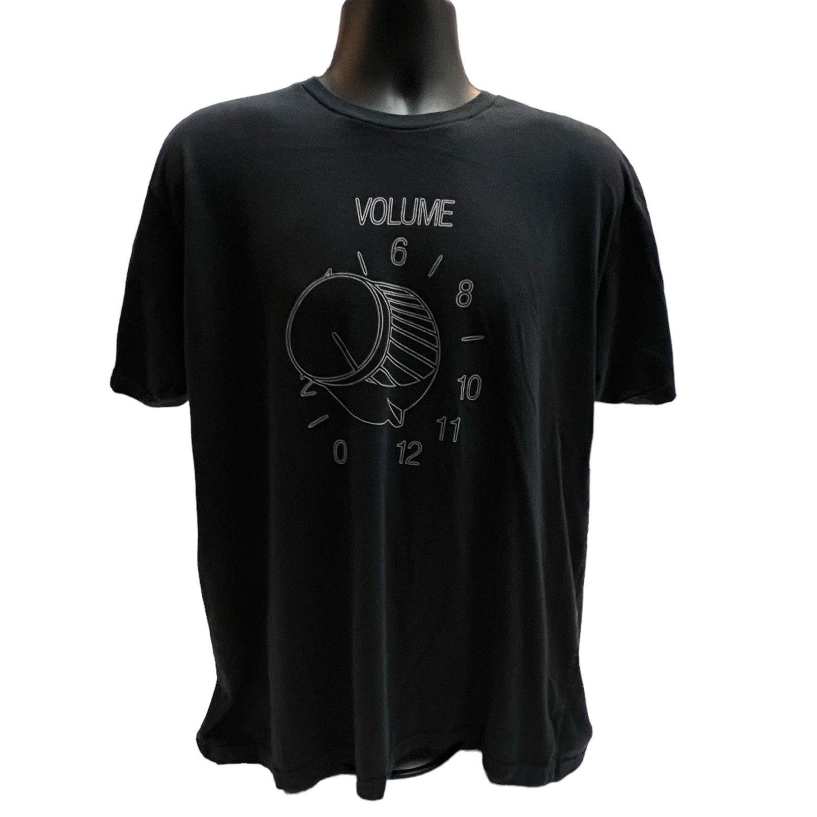 BustedTees BustedTees XL Black T-Shirt | Funny Volume Knob to 12 Tee Size US XL / EU 56 / 4 - 1 Thumbnail