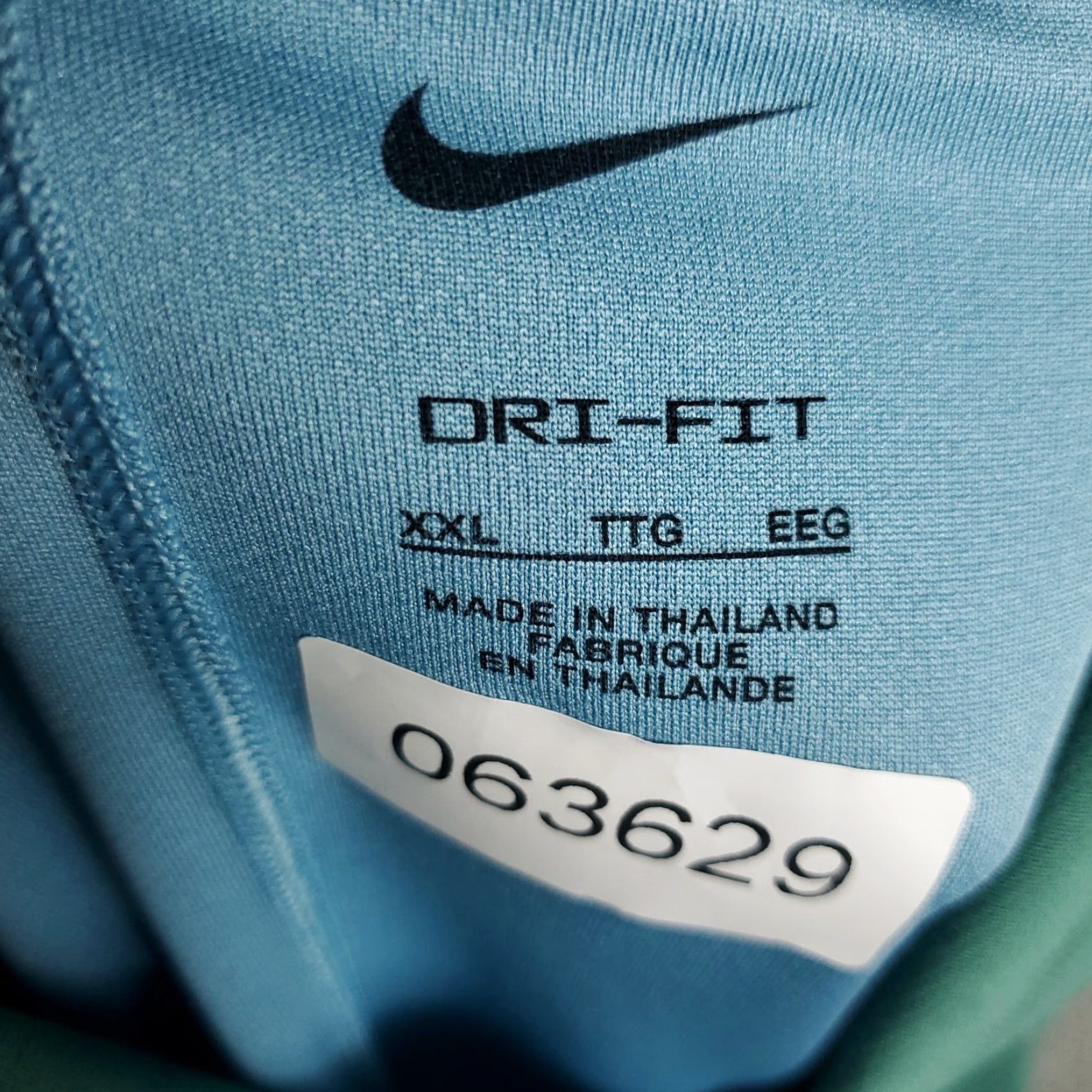 Nike VINTAGE Nike Polo Shirt Mens 2XL Blue Nike Golf Short Sleeve Casual Polo 2XL Mens Blue Nike Dri-Fit Golf Shirt Size US XXL / EU 58 / 5 - 8 Thumbnail