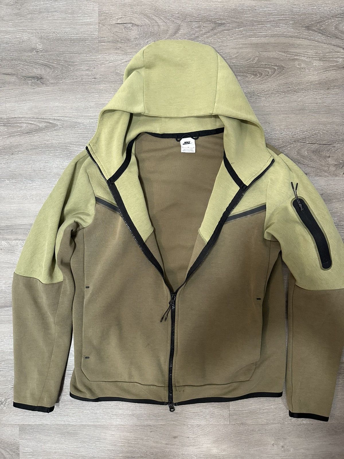 Nike Nike Tech Fleece Size US M / EU 48-50 / 2 - 2 Thumbnail