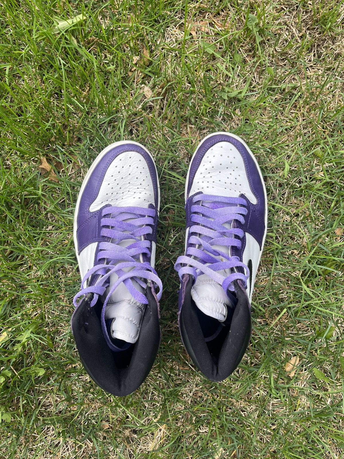 Nike Nike Air Jordan 1 Retro High Court Purple Size US 7 / EU 40 - 3 Thumbnail