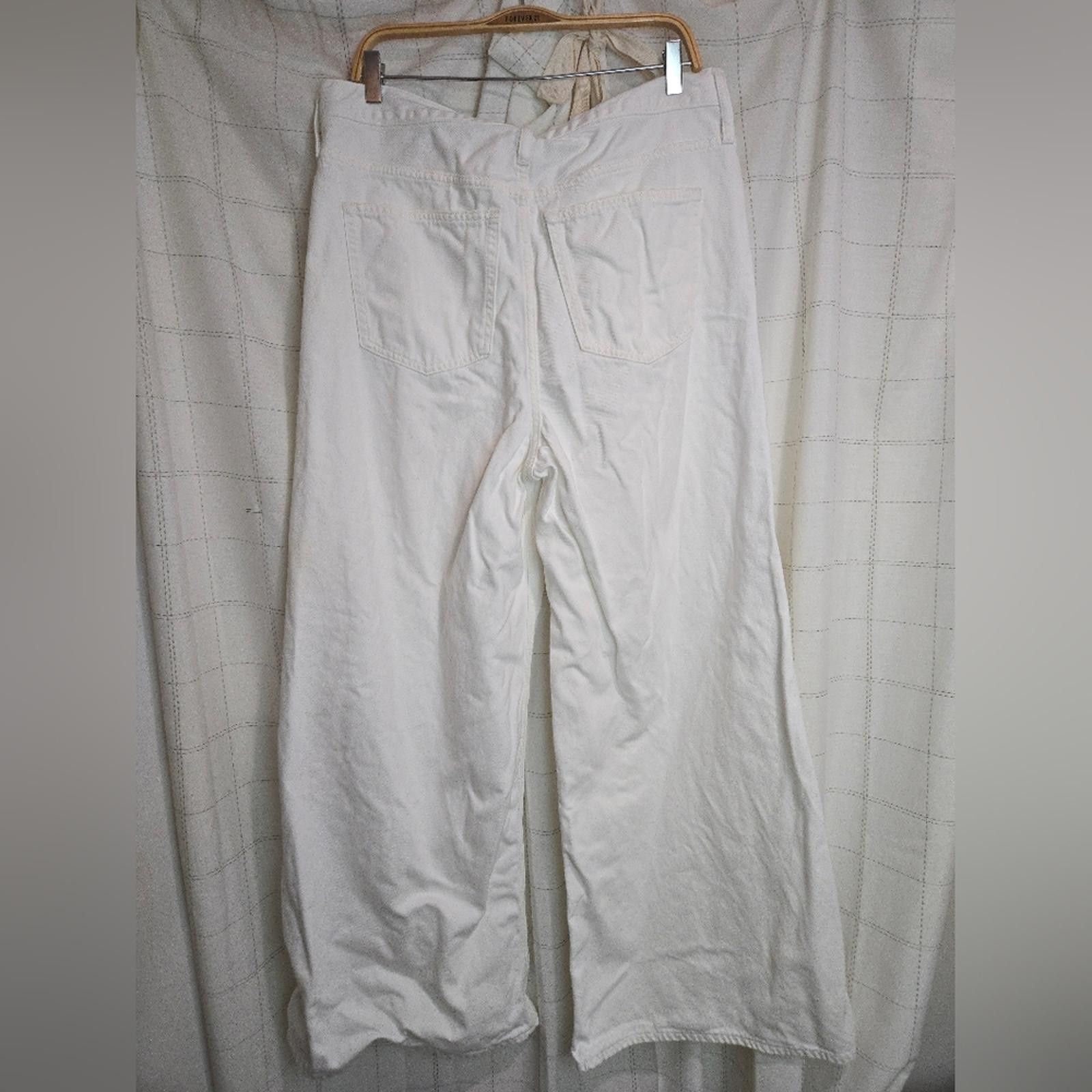 J.Crew J Crew High-rise Superwide-leg Jean in White Size 32" / US 10 / IT 46 - 4 Thumbnail