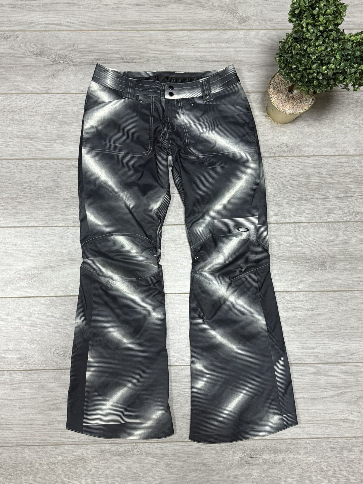 Vintage Oakley vintage ski flared snow pants Size US 30 / EU 46 - 1 Thumbnail