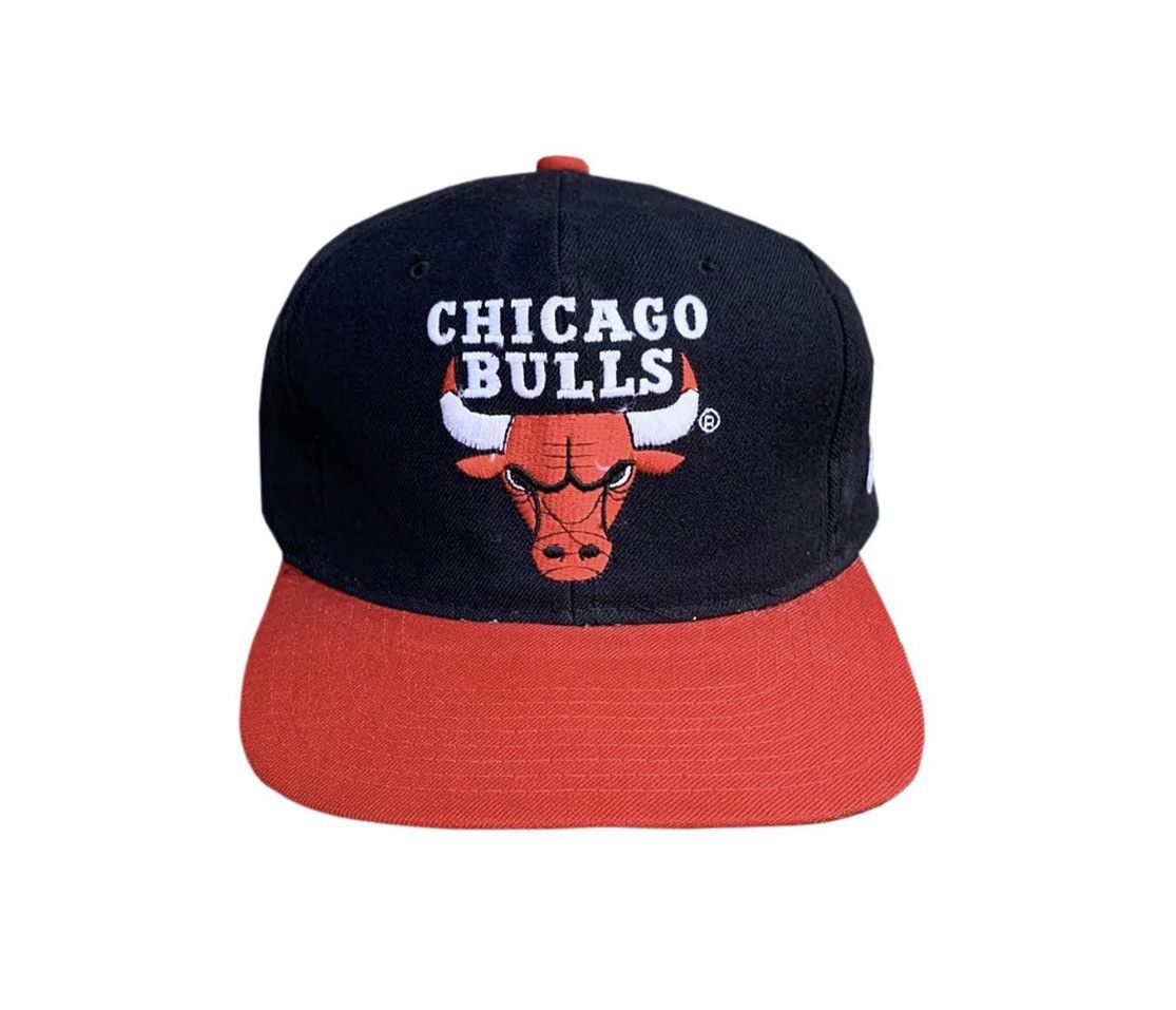 Vintage Starter Wool Chicago Bulls Black Red Snapback Hat