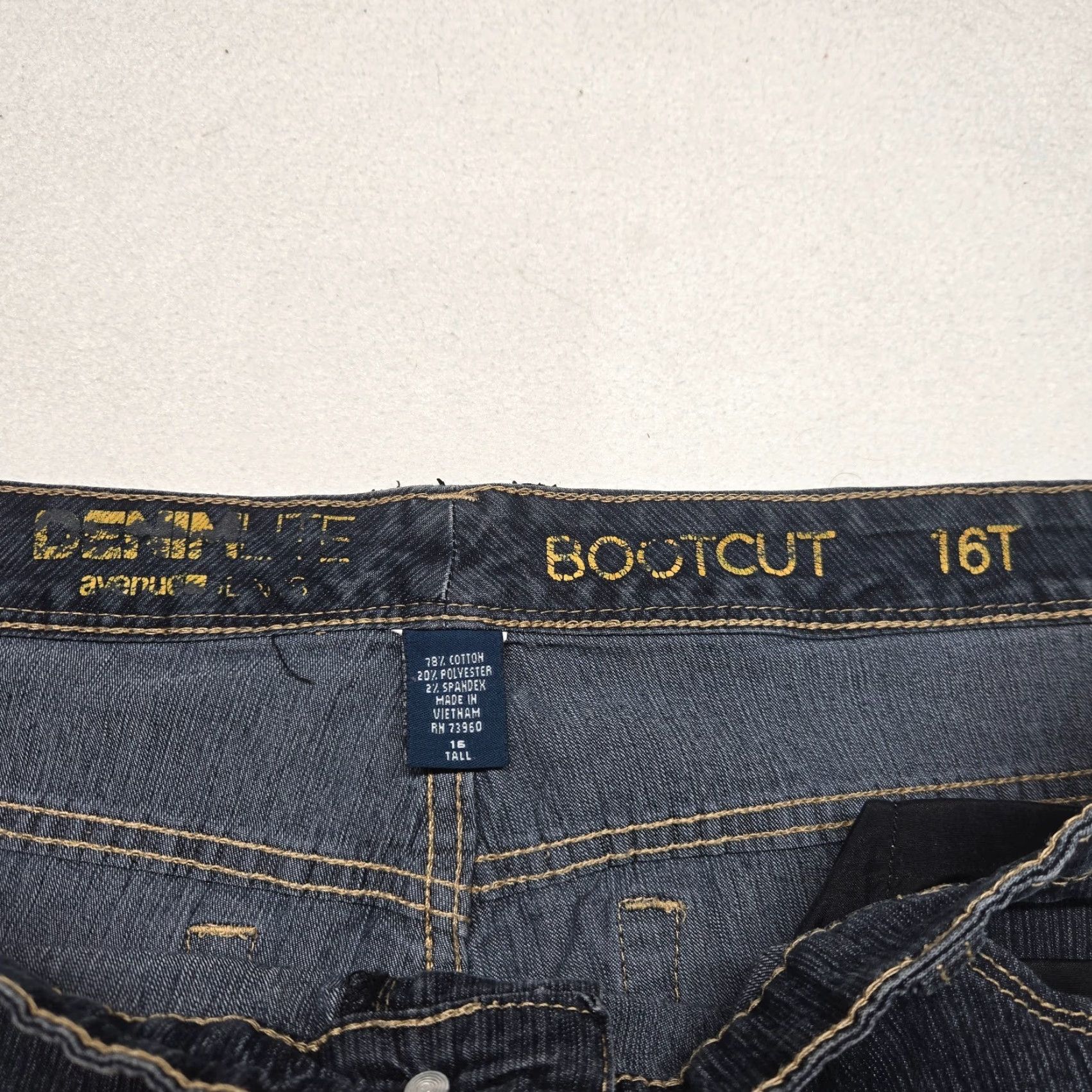 Lee Lee Jeans Women High Rise Bootcut Denim Pants Adult Size 16 Blue 5-Pocket Logo Zipper Button 90s USA Preppy Vintage: No Mens Womens Girls? Size 38" / US 16 / IT 52 - 3 Thumbnail
