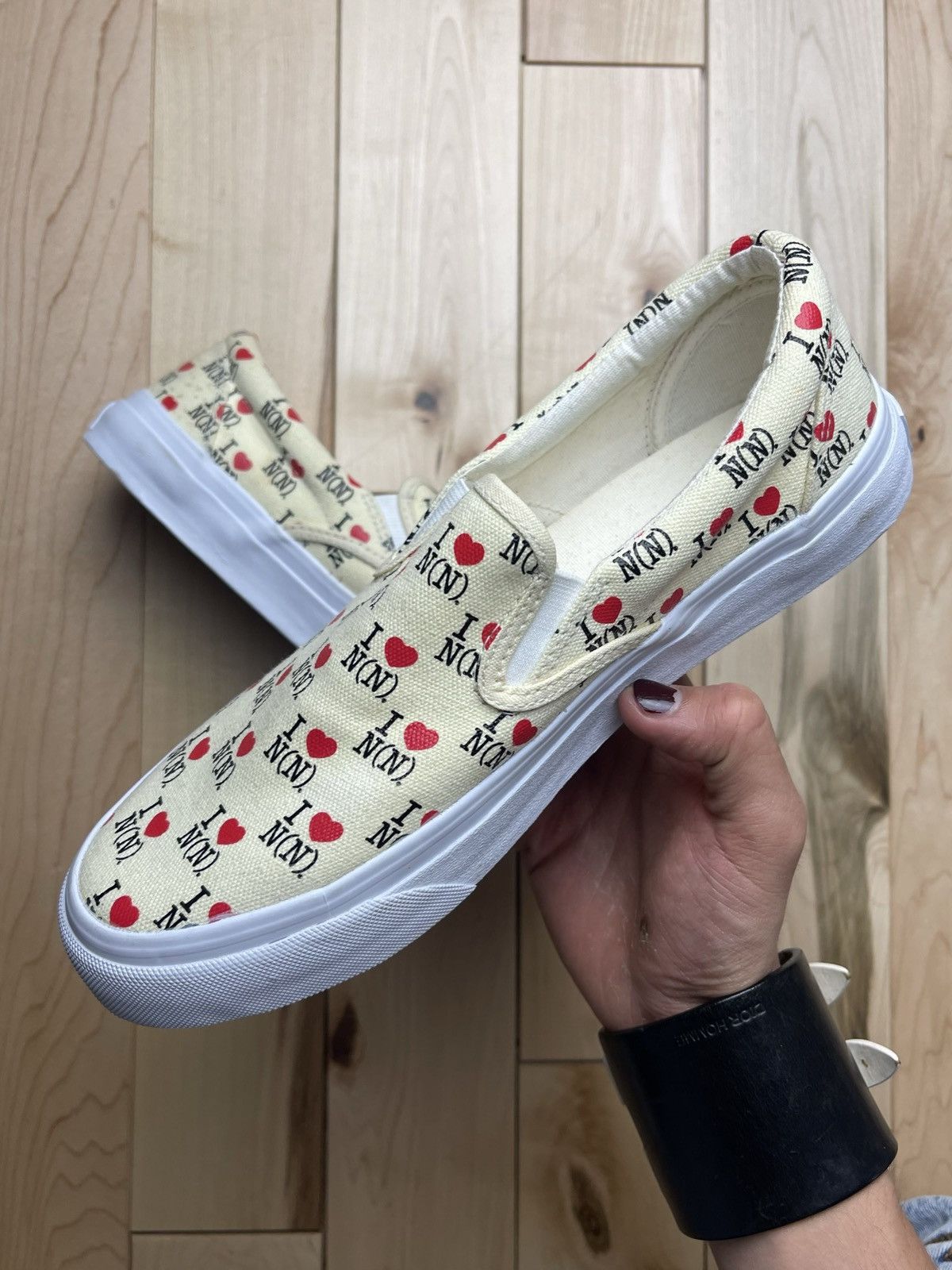 Number (N)ine I❤️N(N) Cream Slip On Sneakers Size US 7.5 / EU 40-41 - 2 Thumbnail