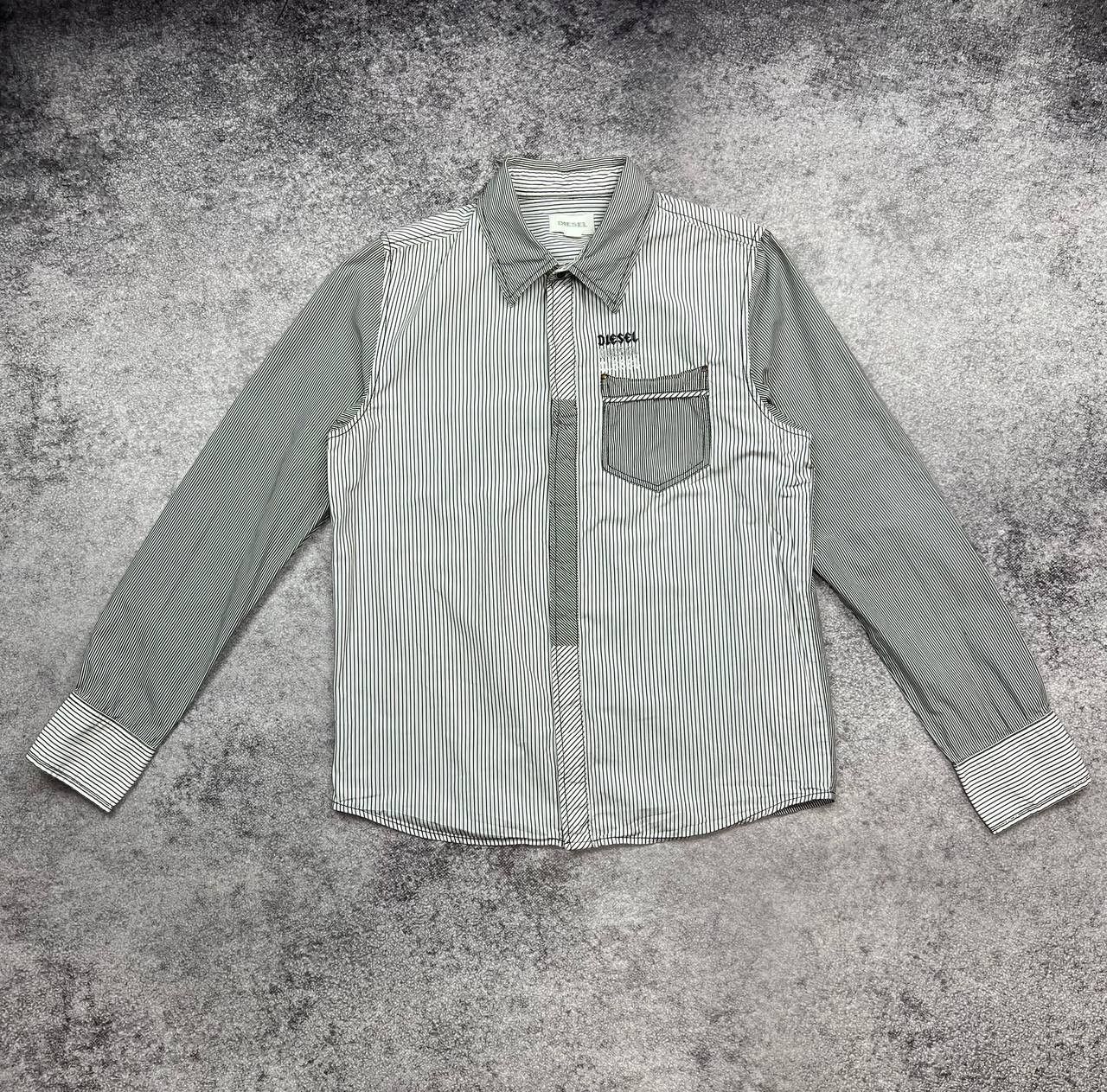 Diesel Vintage Diesel Big Logo Shirt Button Ups Avant Garde Size US XXL / EU 58 / 5 - 1 Thumbnail