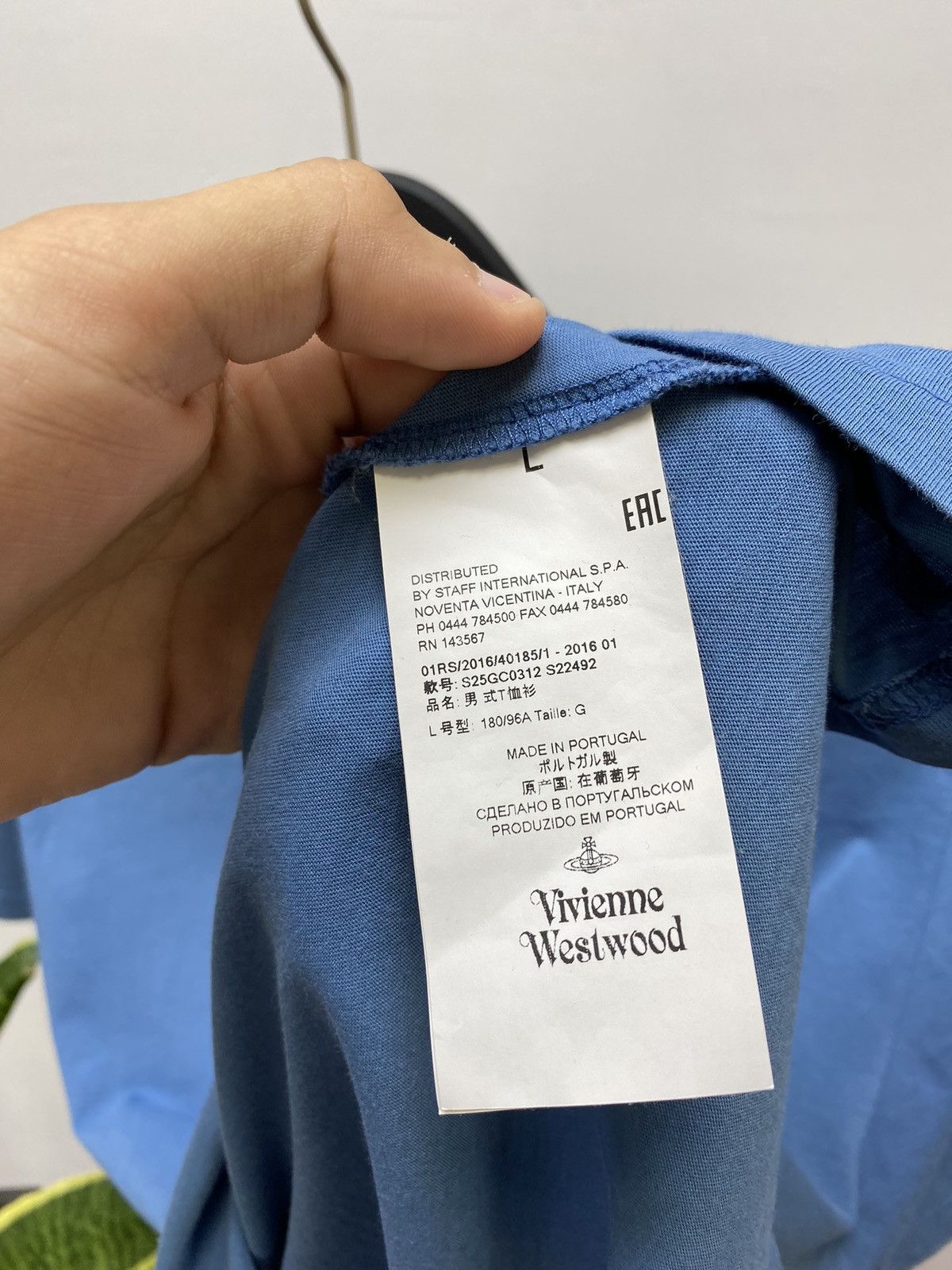 Vivienne Westwood Vivienne Westwood Small Logo T-Shirt Size US L / EU 52-54 / 3 - 12 Thumbnail