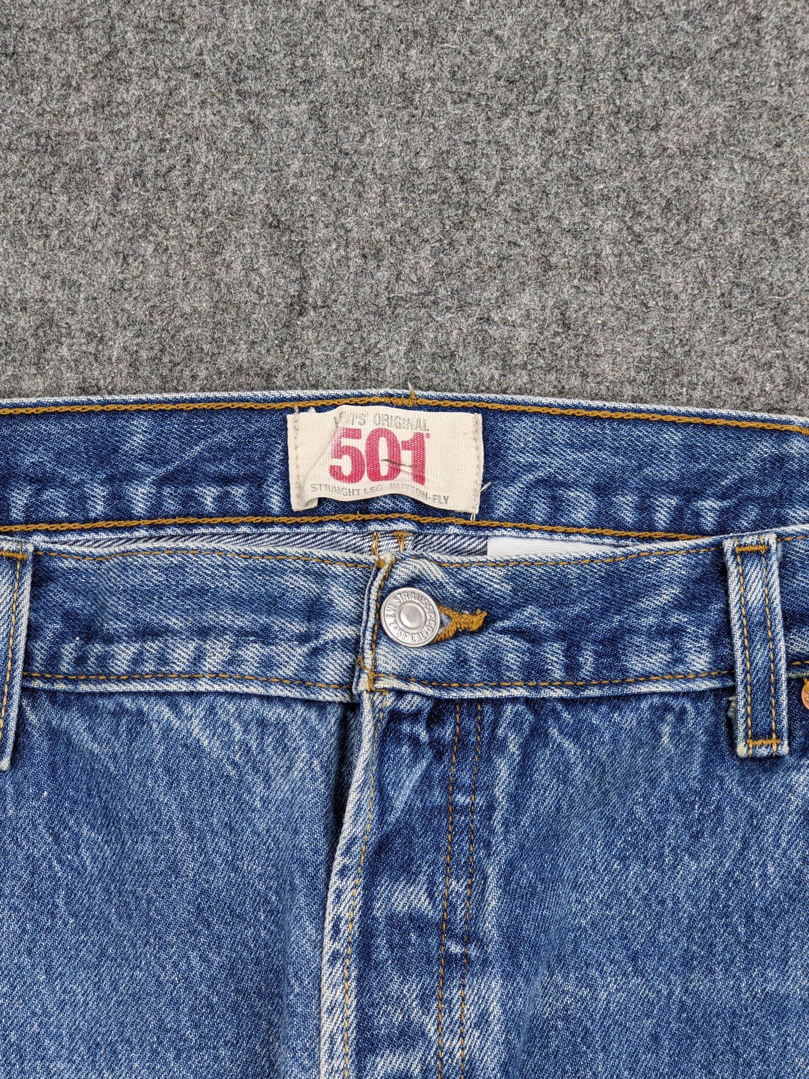 Levi's × Vintage Vintage Levis 501 Faded Blue Jeans DJ0019Z Size US 39 - 10 Thumbnail