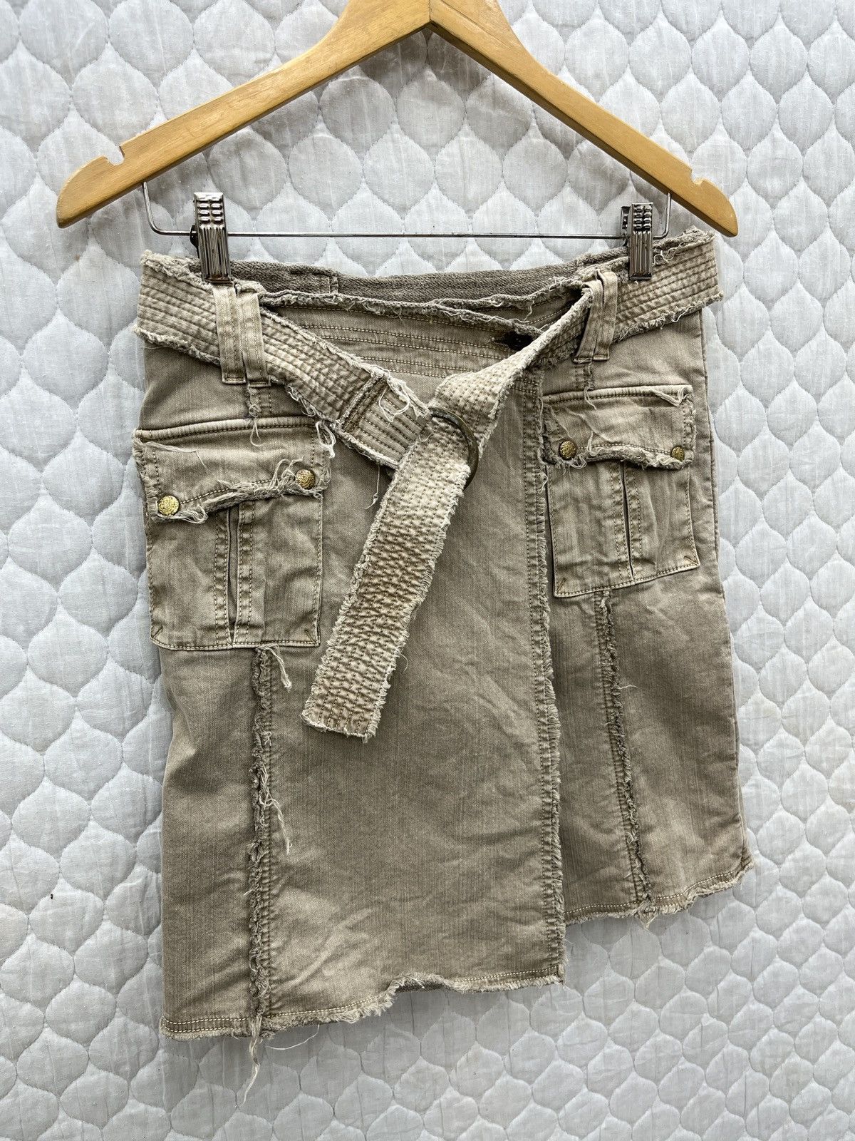 Japanese Brand 🔥🔥🔥ARCHIVE FLAMINGGO WRAP BELT SKIRTS Size 29" - 3 Thumbnail