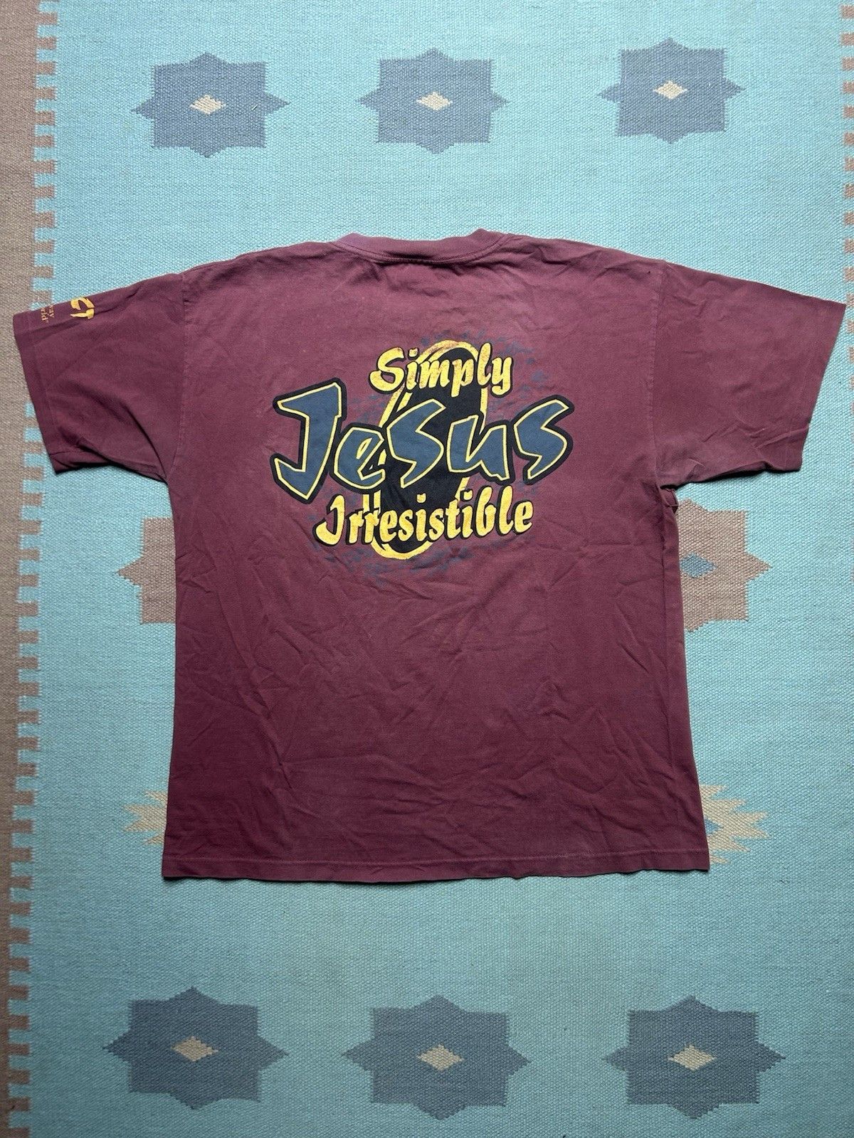 Vintage 90s t shirt Jesus simp irresistible Pepsi living epistles XL Size US XL / EU 56 / 4 - 1 Thumbnail