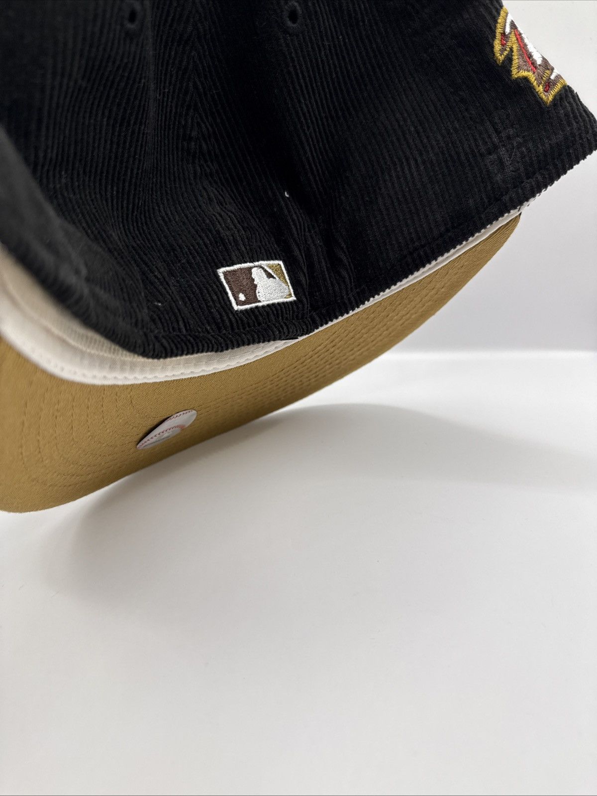 MyFitteds Myfitteds zoo york corduroy yankee size 7 1/8 Size ONE SIZE - 3 Thumbnail