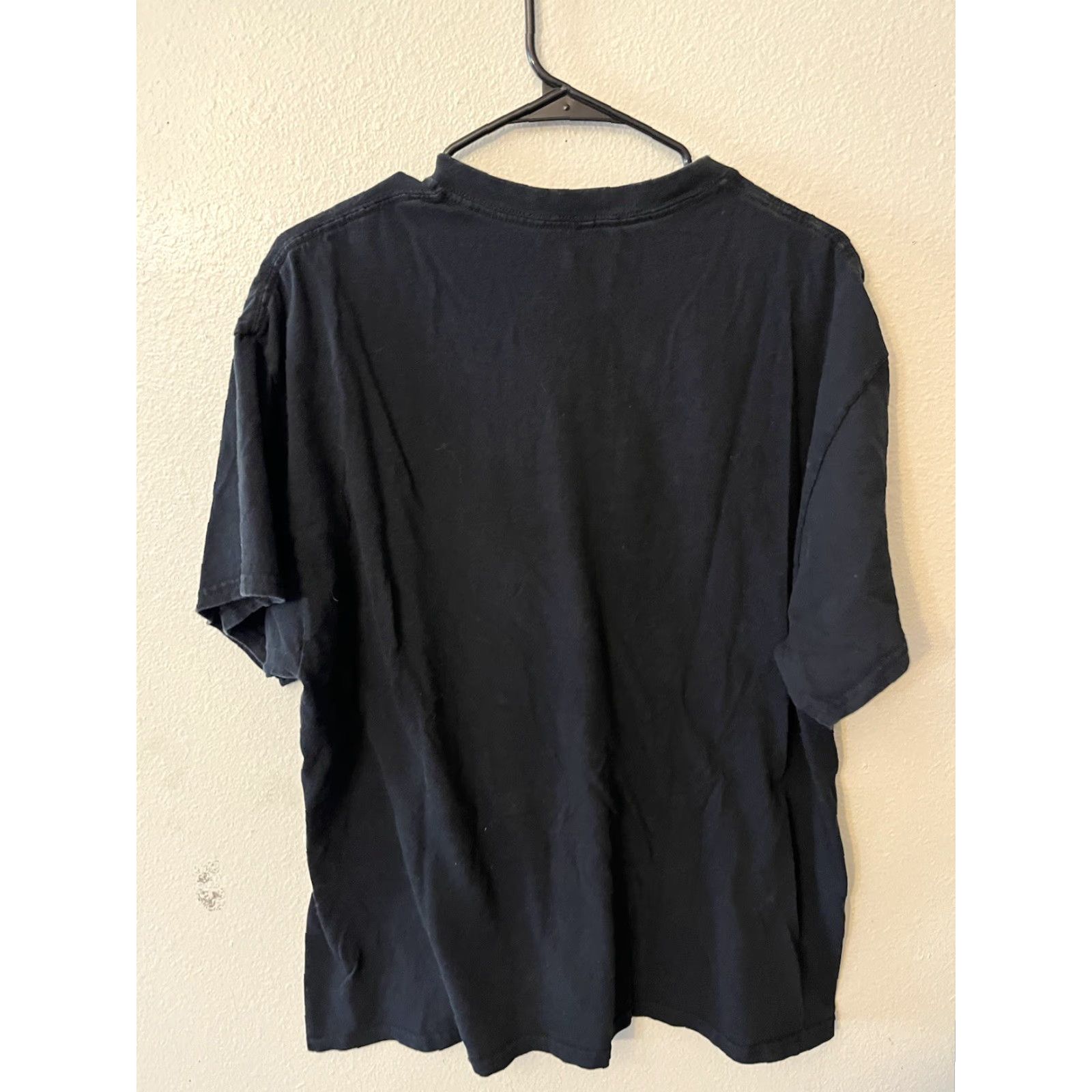 BLACK SIGN VINTAGE Levi Strauss T-Shirt Logo City Men XL Black Crew Neck Short Sleeve Cotton Graphic Print 90s Mens Size US XL / EU 56 / 4 - 3 Thumbnail