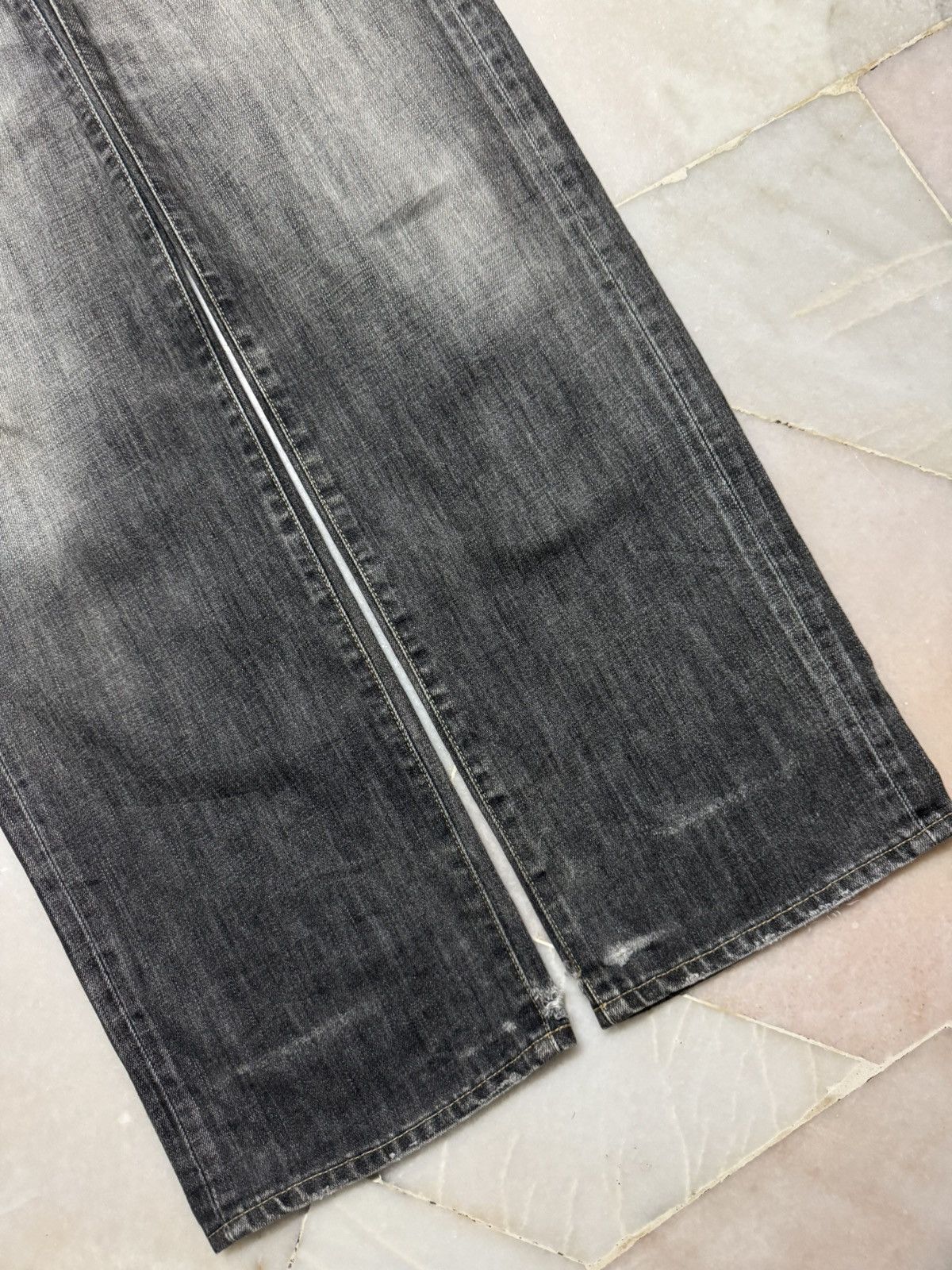 Uniqlo 💥THRASHED💥90's UNIQLO EASY FIT STRAIGHT NICE FADING DISTRESS Size US 31 - 8 Thumbnail