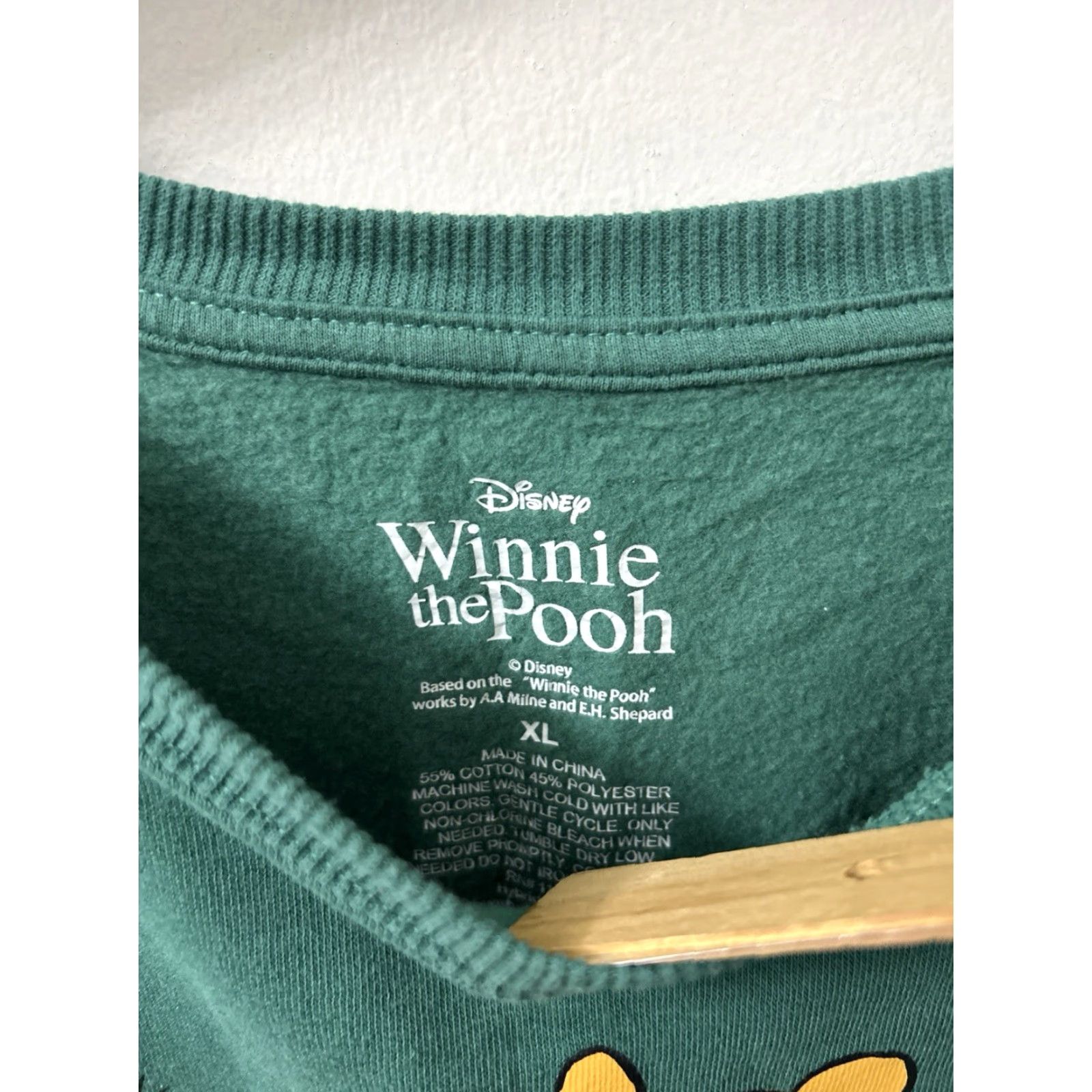 Disney VINTAGE Disney Winnie the Pooh Crewneck Womens XL Green Pullover Sweater Sweatshirt L/S Size XL / US 12-14 / IT 48-50 - 4 Thumbnail