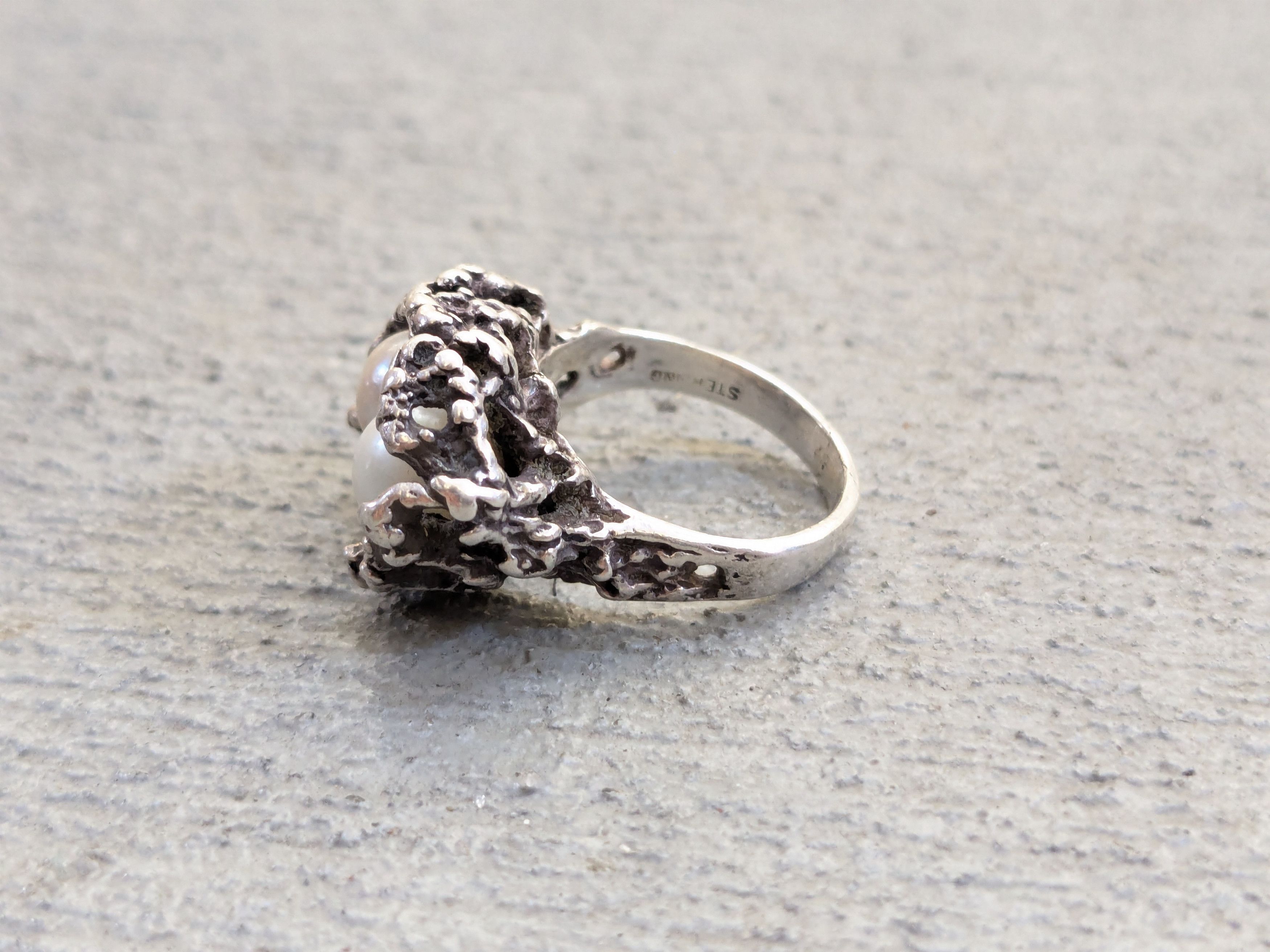 Other Vintage Sterling Silver Ring Pearl Brutalist Modern Abstract Size ONE SIZE - 6 Thumbnail