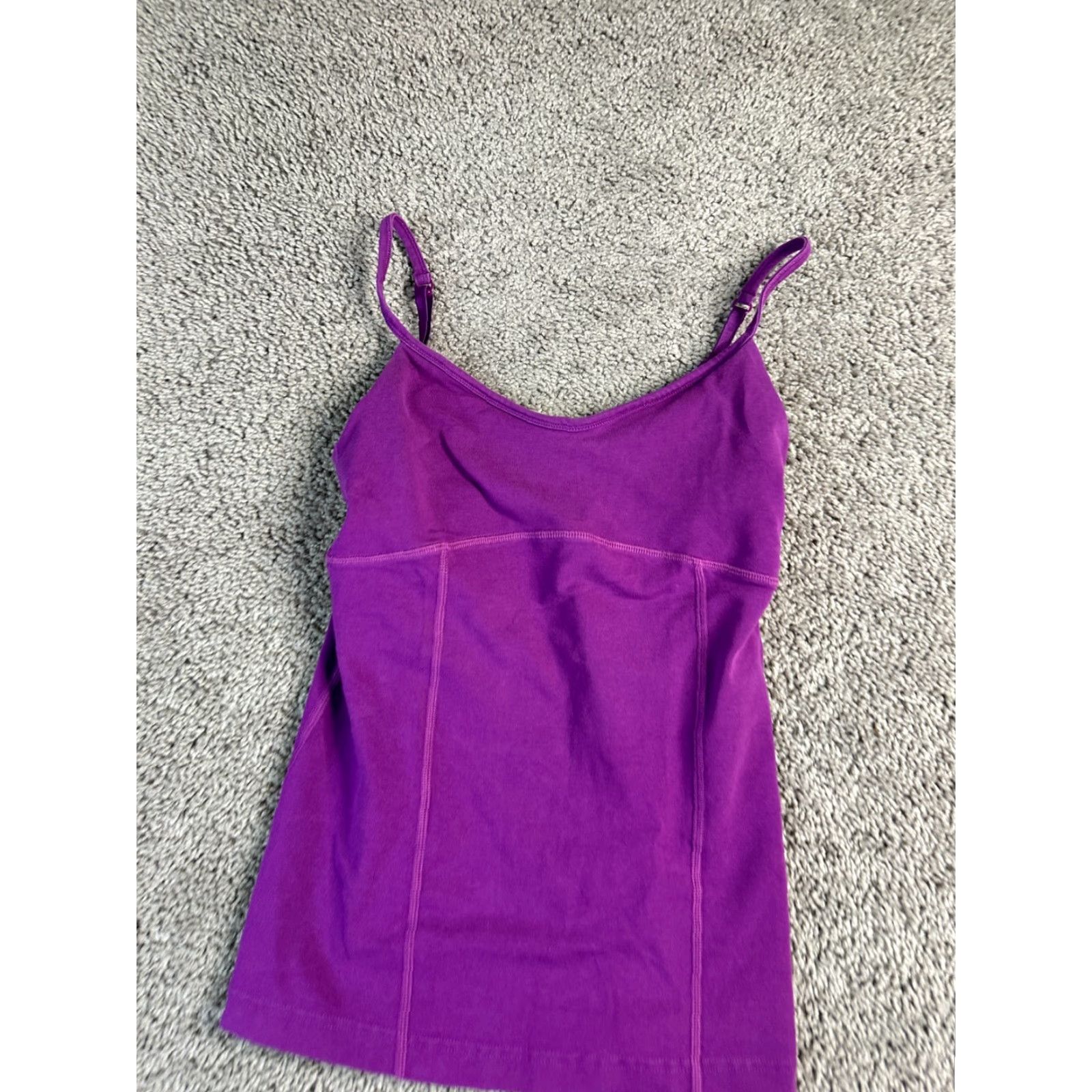 Lululemon Lululemon Tank Womens 6 Fuchsia Purple Spaghetti Strap Athletic Sports Bra Shirt Womens 6 Purple Tank Size ONE SIZE - 3 Thumbnail