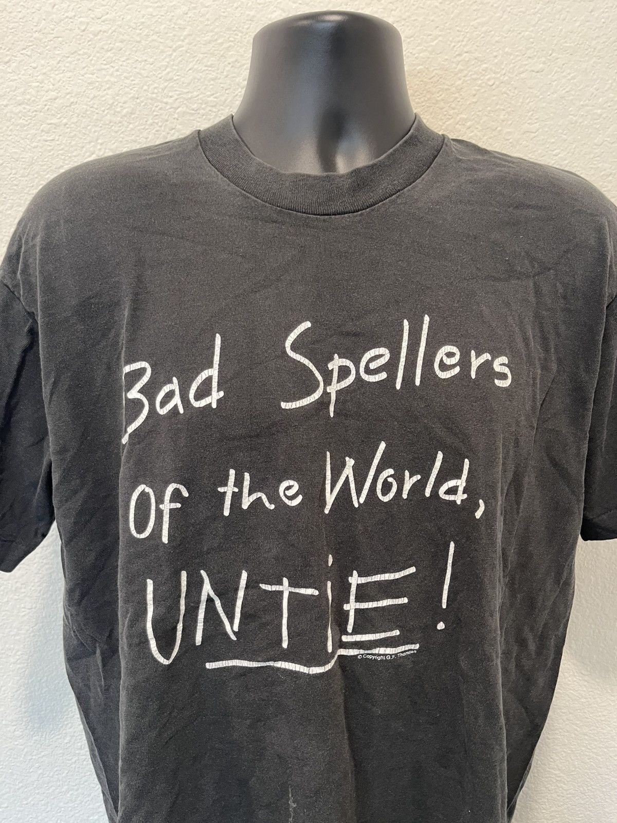 Vintage 90s bad spellers of the world unite shirt Size US XL / EU 56 / 4 - 3 Thumbnail