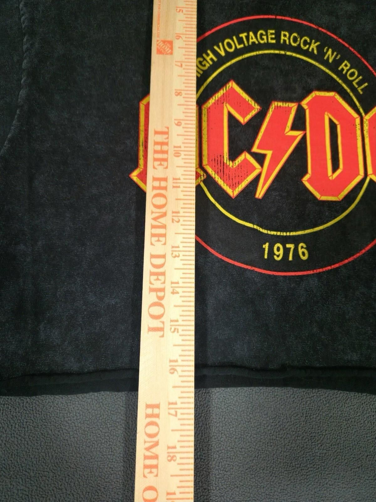 AC/DC 1976 United Kingdom " Lock Up Your Daughters" Tour 2019 #2 Size US M / EU 48-50 / 2 - 2 Thumbnail