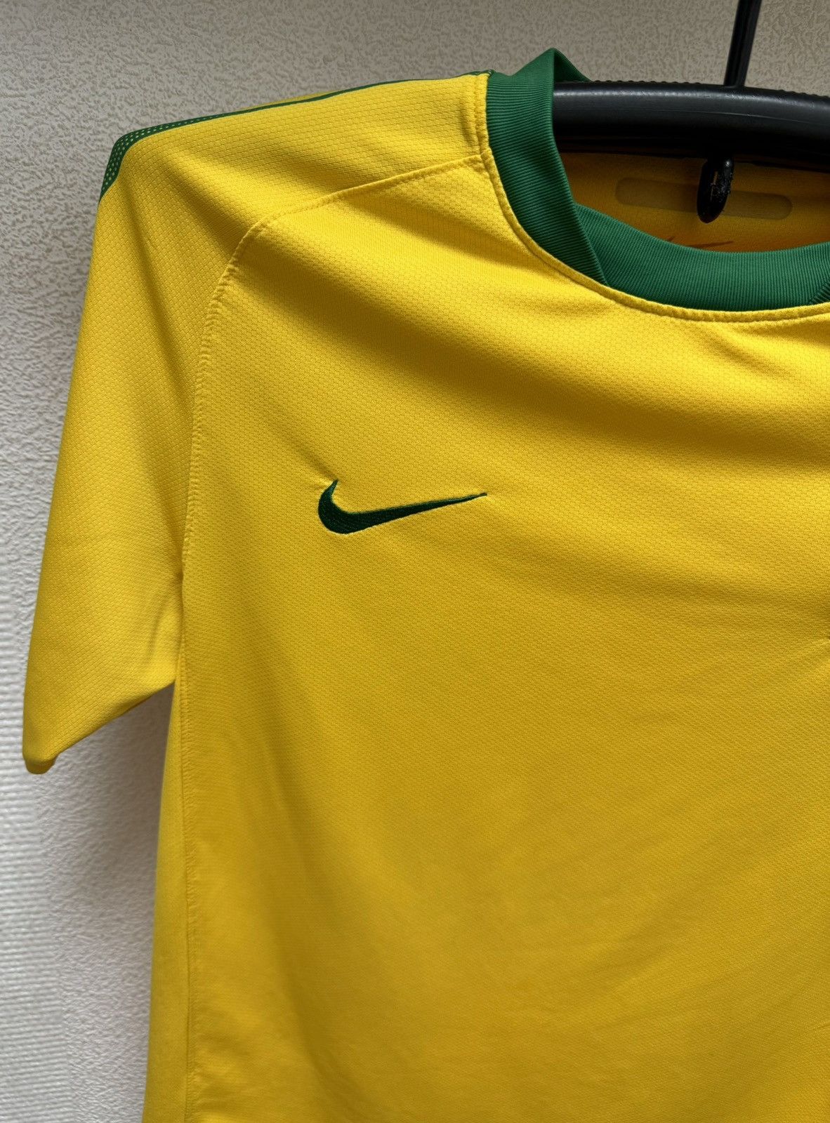 Nike Brasil Brazil nike soccer jersey M vintage 2010/11 Size US M / EU 48-50 / 2 - 2 Thumbnail