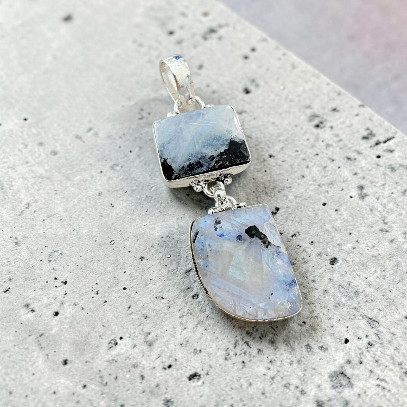 The Unbranded Brand Rainbow Moonstone 925 Silver Plated Pendant Size ONE SIZE - 1 Thumbnail
