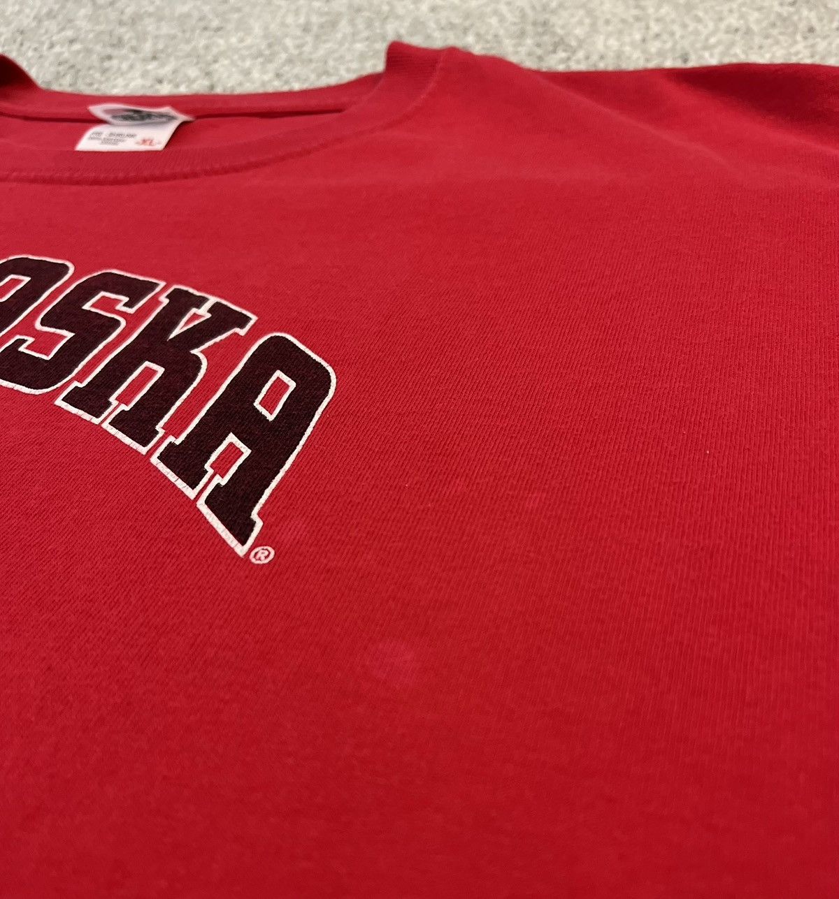 Anvil Vintage Red Nebraska Cornhuskers Football Shirt Tee XL Size US XL / EU 56 / 4 - 6 Thumbnail