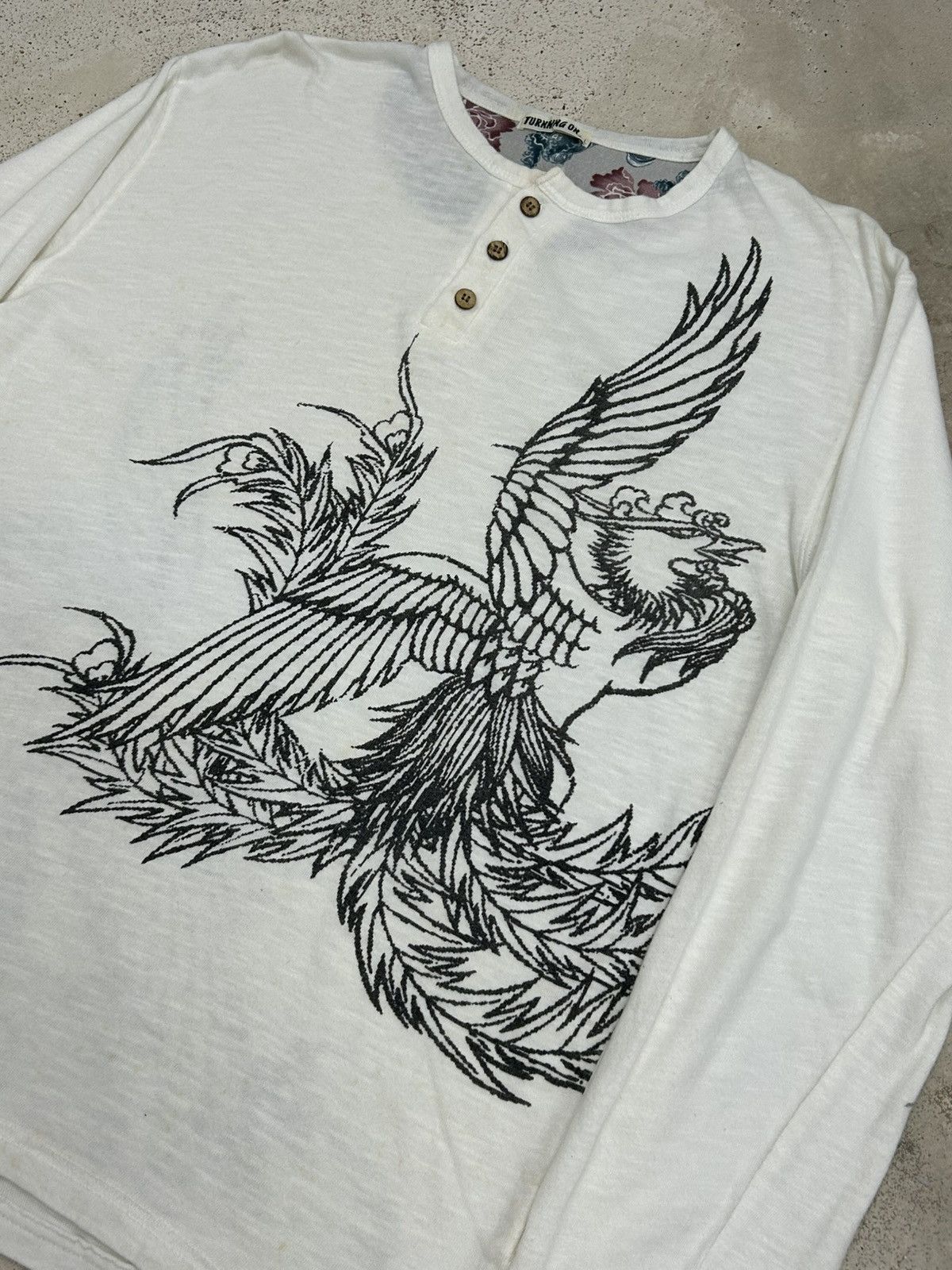 Japanese Brand Turning on Japan Art Sketch Fighter Bird Sukajan Sakura Size US M / EU 48-50 / 2 - 3 Thumbnail