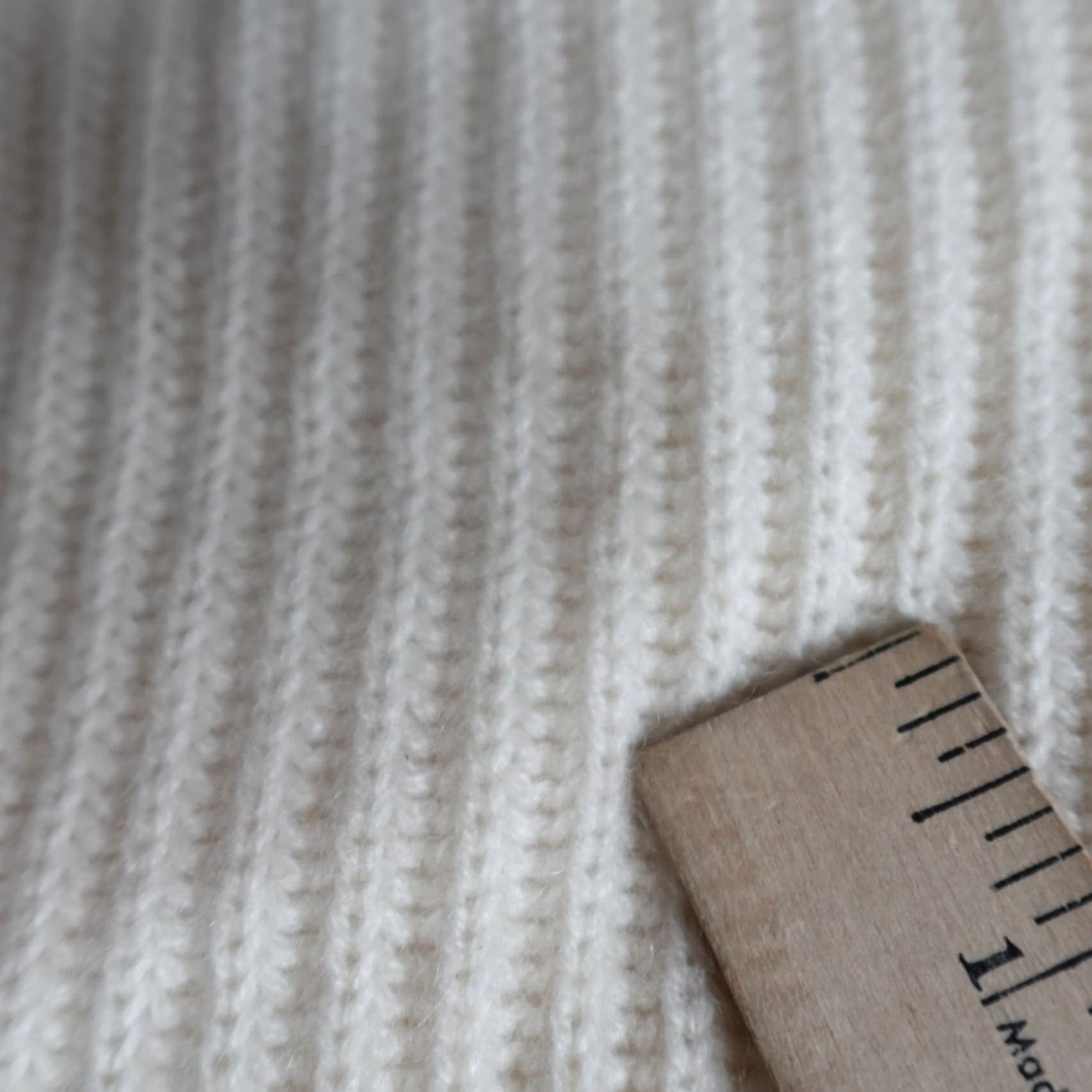 Talbots Talbots Sweater Large Beige Cable-Knit Cashmere Cowl Neck NEW READ Pullover Womens L Beige Cashmere Knit Pullover M L-NEW Read Size L / US 10 / IT 46 - 2 Thumbnail