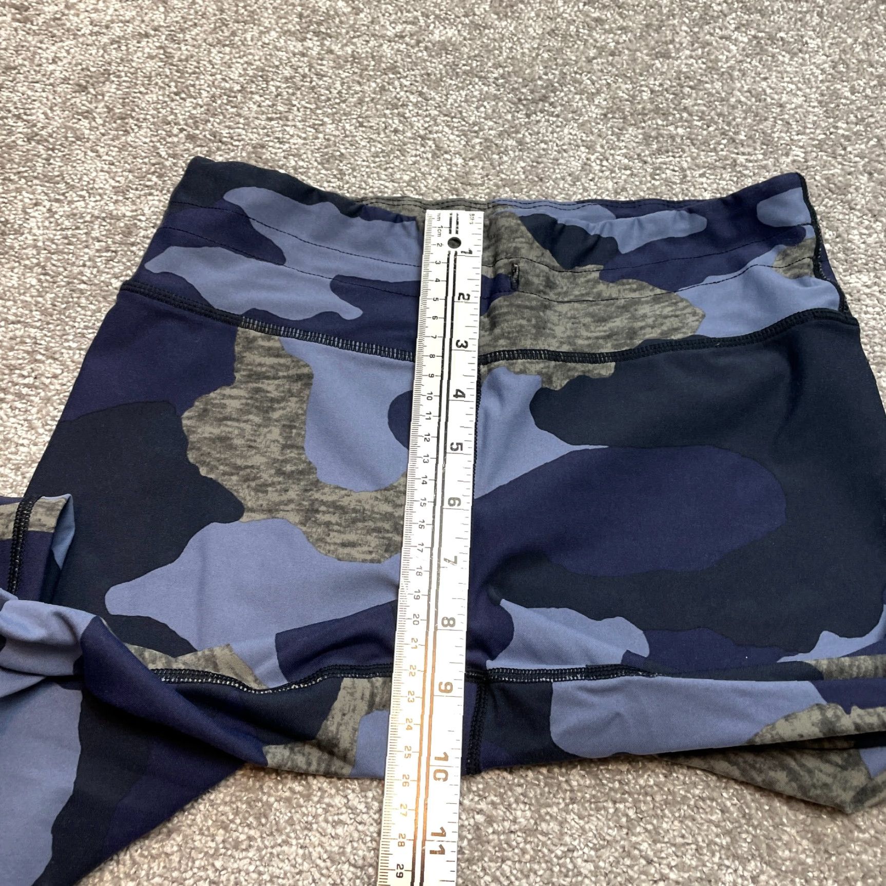 Vintage Aerie Leggings Womens M Nylon Stretch Compression Blue Camo 25 in Inseam Tapered Sports Activewear Shoes? Size 32" / US 10 / IT 46 - 4 Thumbnail