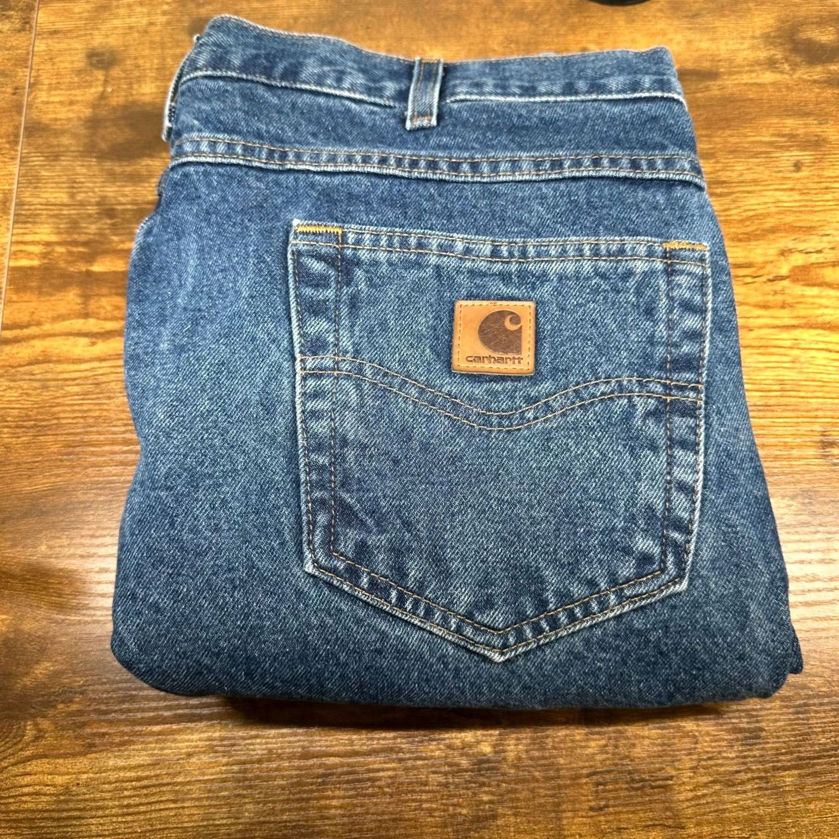 Carhartt Carhartt Mens Jeans Relaxed Fit Tapered Leg Medium Wash Blue Denim 36x28 Size US 36 / EU 52 - 2 Thumbnail