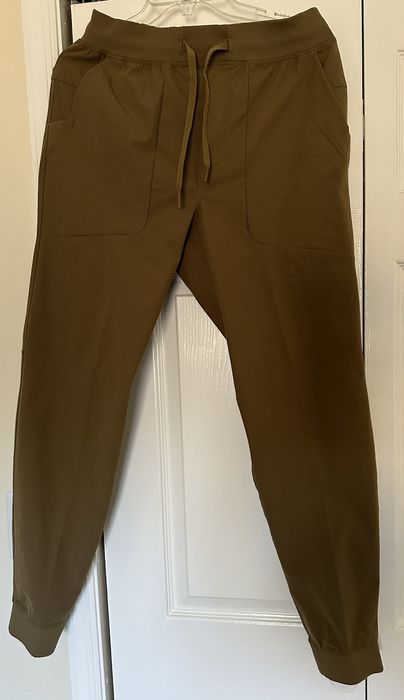 Lululemon Lululemon ABC Jogger Shorter size M, Artifact Brown