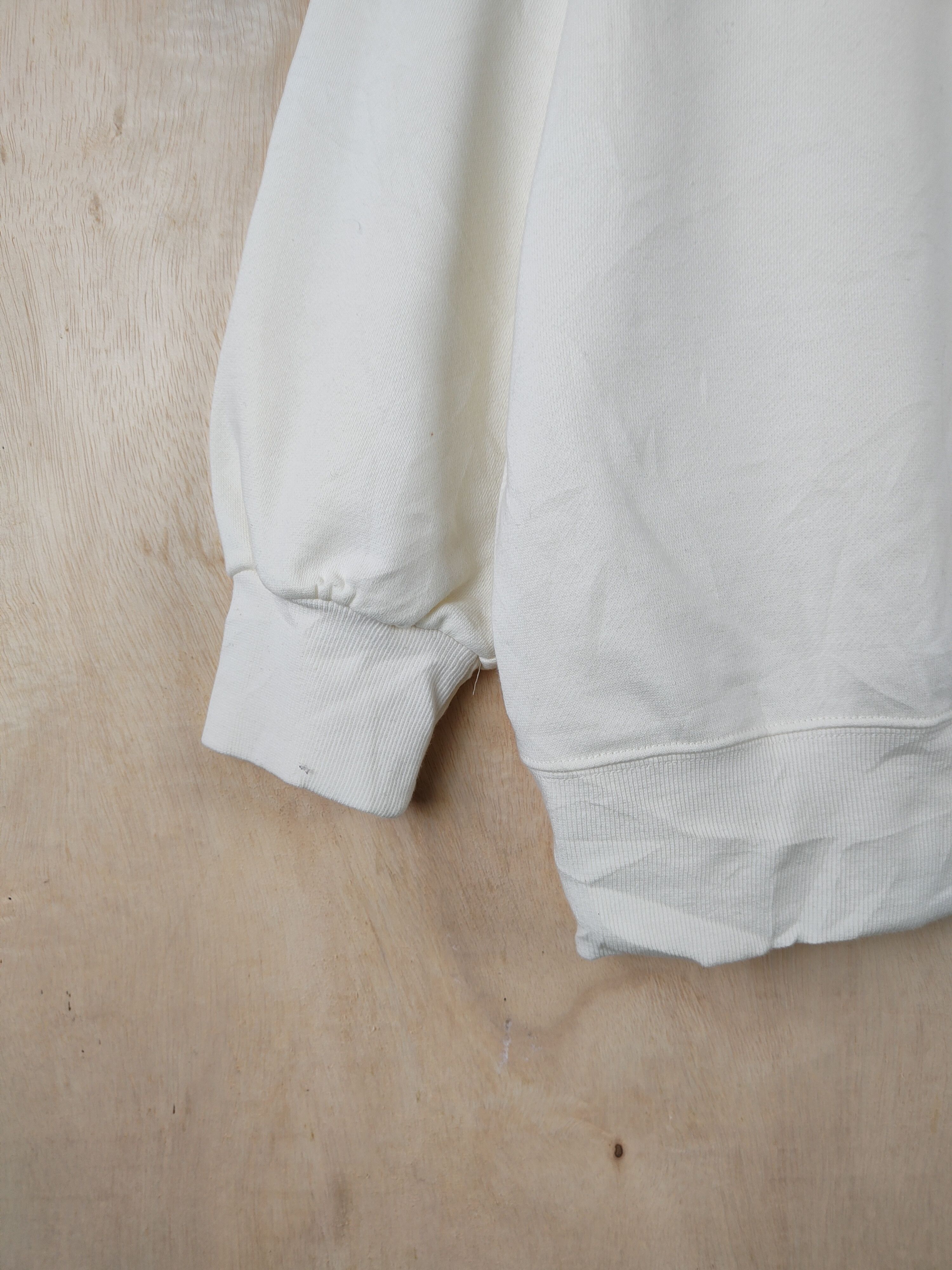 Japanese Brand × Vintage W Closet Ivory Sweatshirts #S2553 Size US XL / EU 56 / 4 - 4 Thumbnail