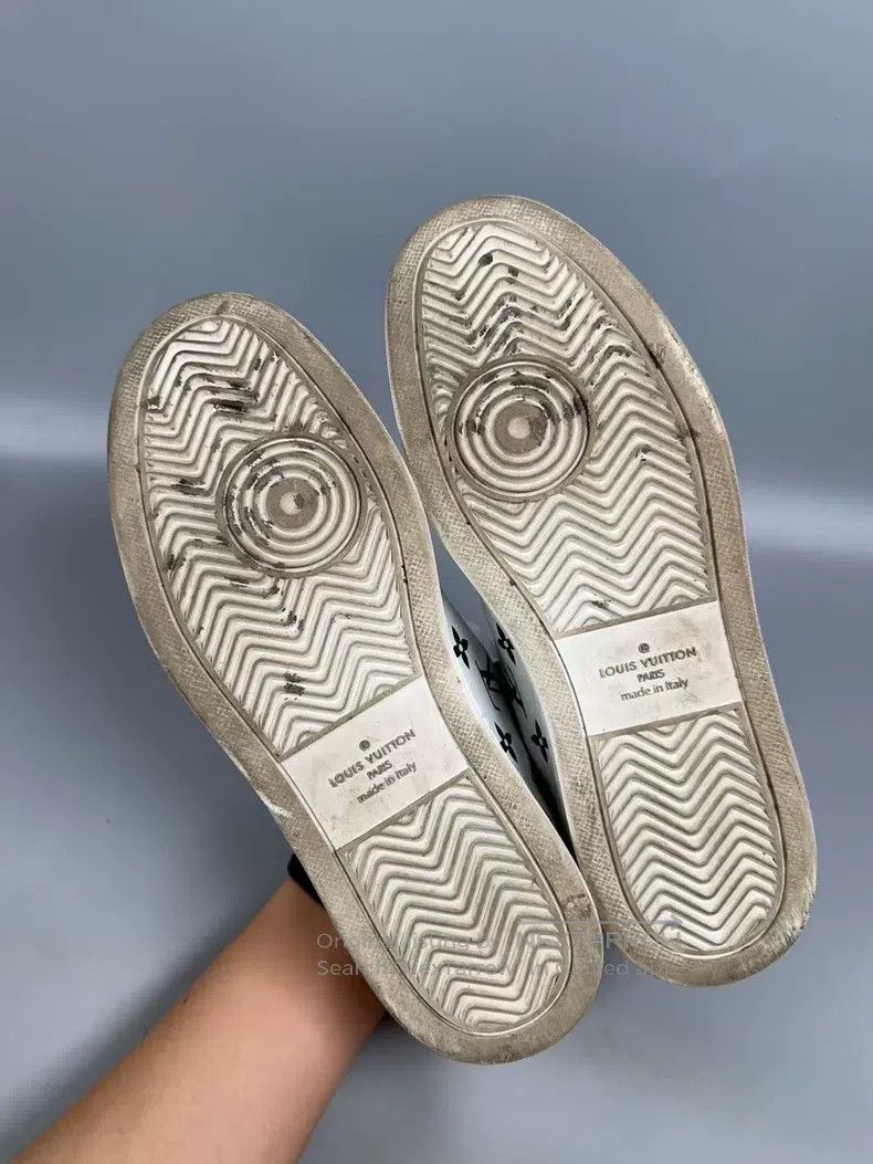 Louis Vuitton Louis Vuitton White Old Flower Full Print Casual Shoes Size US 7 / EU 40 - 9 Thumbnail
