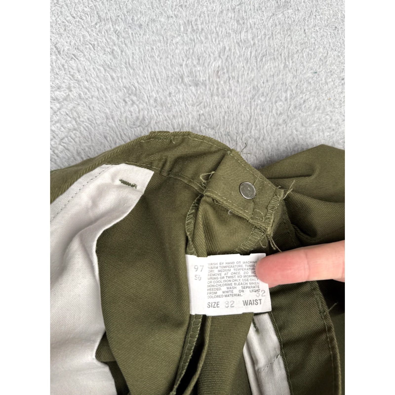 Vintage VINTAGE Boy Scouts of America Pants Mens 32x32 Olive Green Twill Straight Leg Flat 1997 Size US 32 / EU 48 - 6 Thumbnail