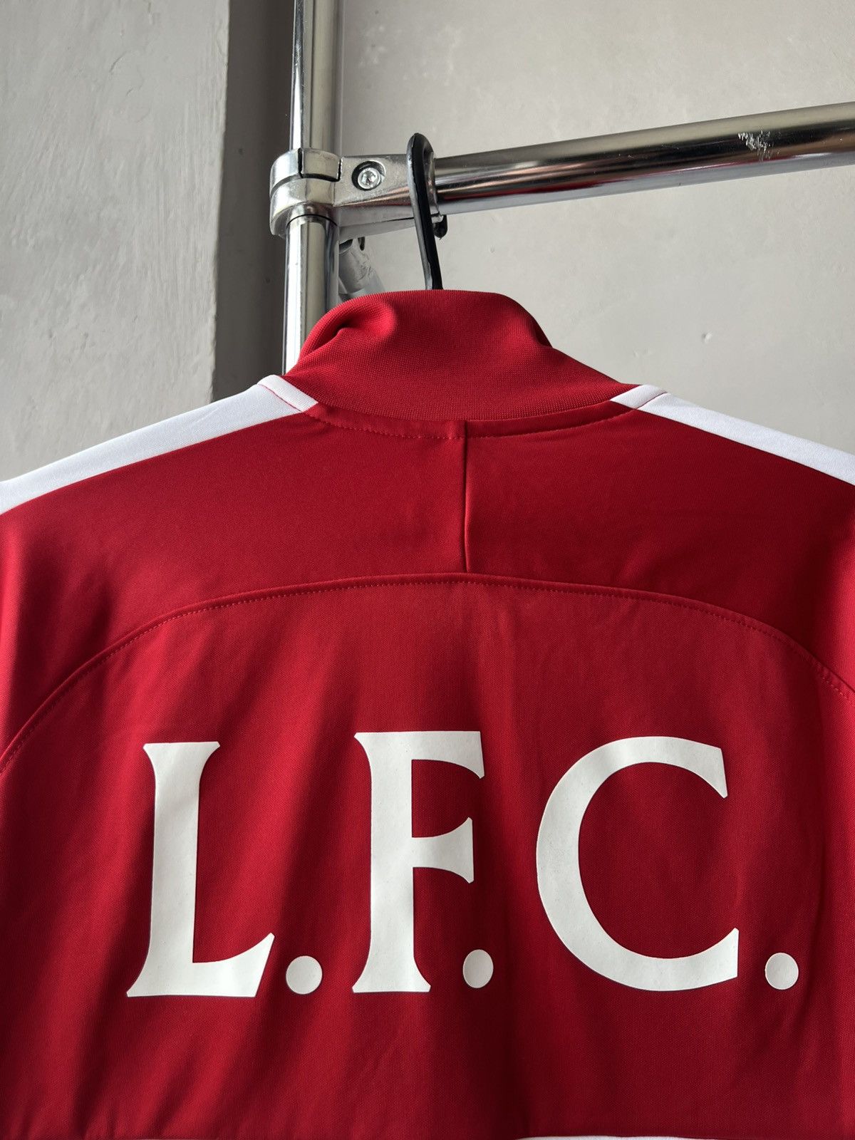 Nike 2020 LIVERPOOL TRACK JACKET ANTHEM RED/WHITE NIKE SIZE M Size US M / EU 48-50 / 2 - 13 Thumbnail