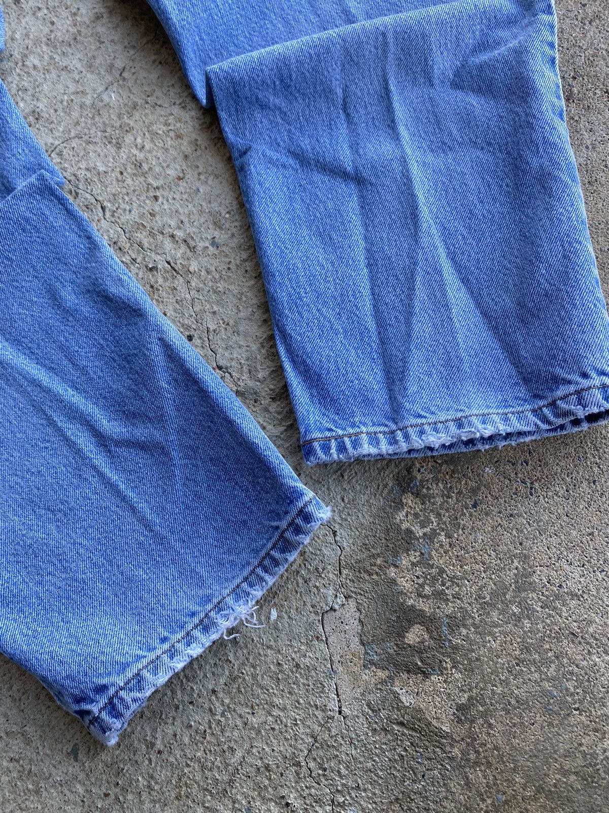 Levi's × Vintage Vintage 1990s Loose Fit Tapered Levi’s 560 Jeans Size US 36 / EU 52 - 4 Thumbnail