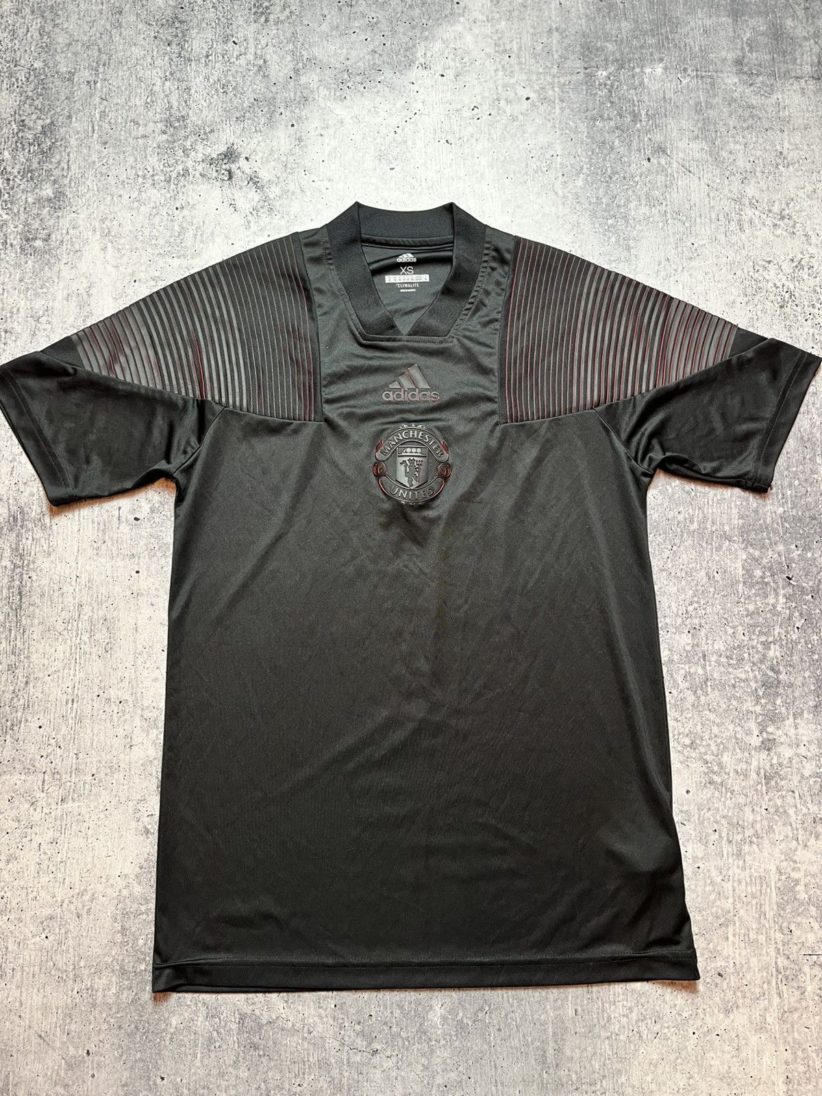 Other Manchester United Jersey Shirt Adidas CW7651 Mens Size XS Size US XS / EU 42 / 0 - 1 Thumbnail