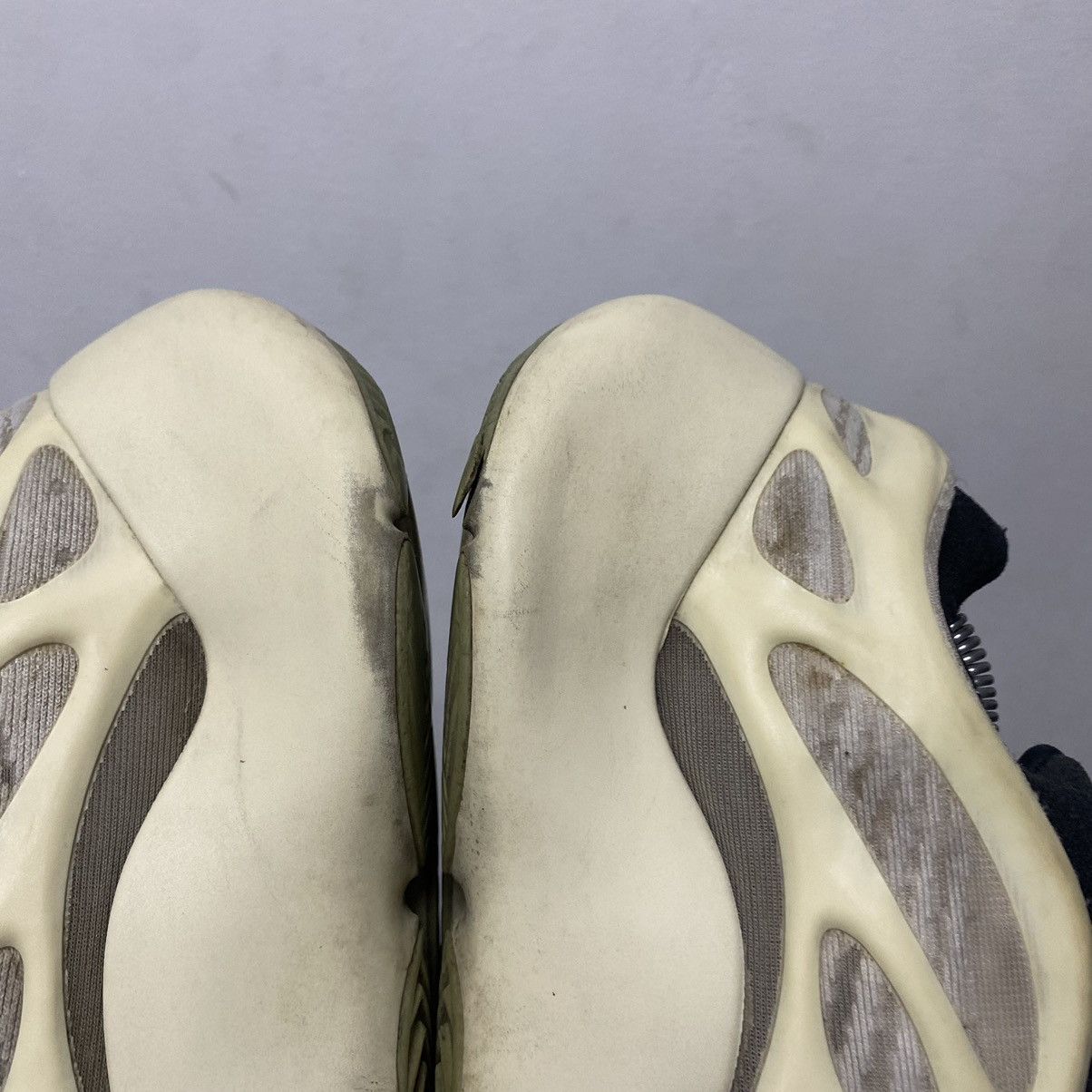 Adidas adidas Yeezy Boost 700 V3 Size US 8.5 / EU 41-42 - 10 Thumbnail