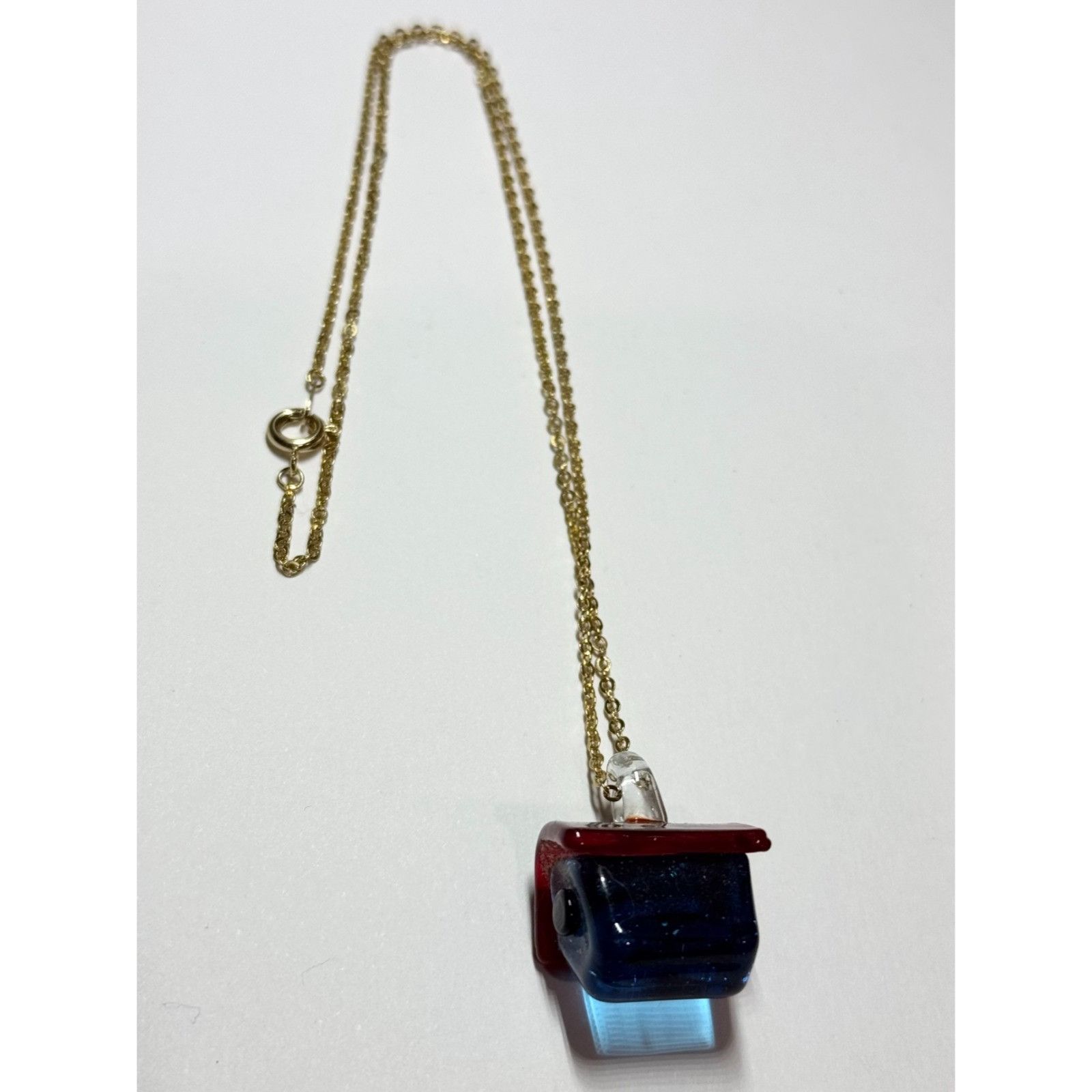 Vintage Vintage red & blue glass house home charm necklace Size ONE SIZE - 4 Thumbnail