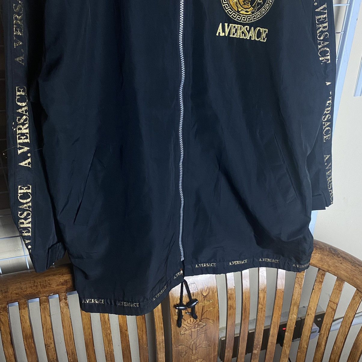 Vintage Vintage A.V. VERSACE Hoodie big logo MADUSA nice designer Size US L / EU 52-54 / 3 - 4 Thumbnail