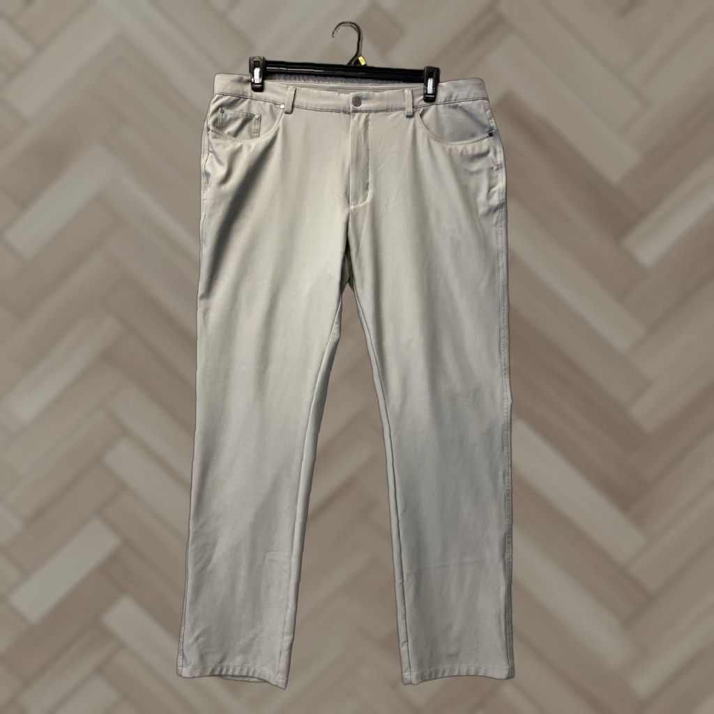 Vintage Greg Norman Men's Ultimate 5-Pocket Clubhouse Golf Pants ML75 38x32 Gray/129-15 Size US 38 / EU 54 - 1 Thumbnail